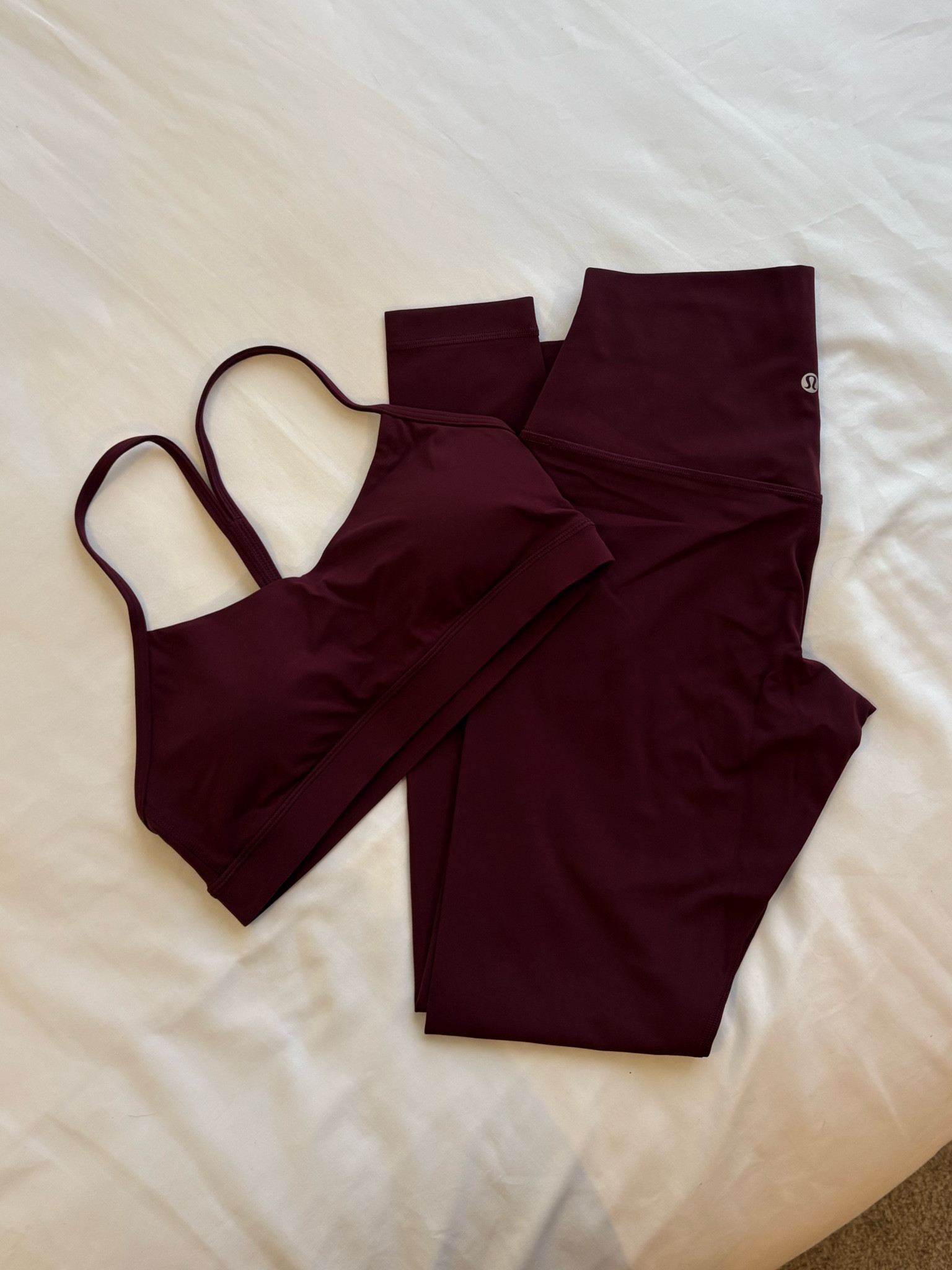 lululemon set in the color garnet 🍷🍒💄❤️

#LTKSeasonal #LTKHoliday #LTKActive