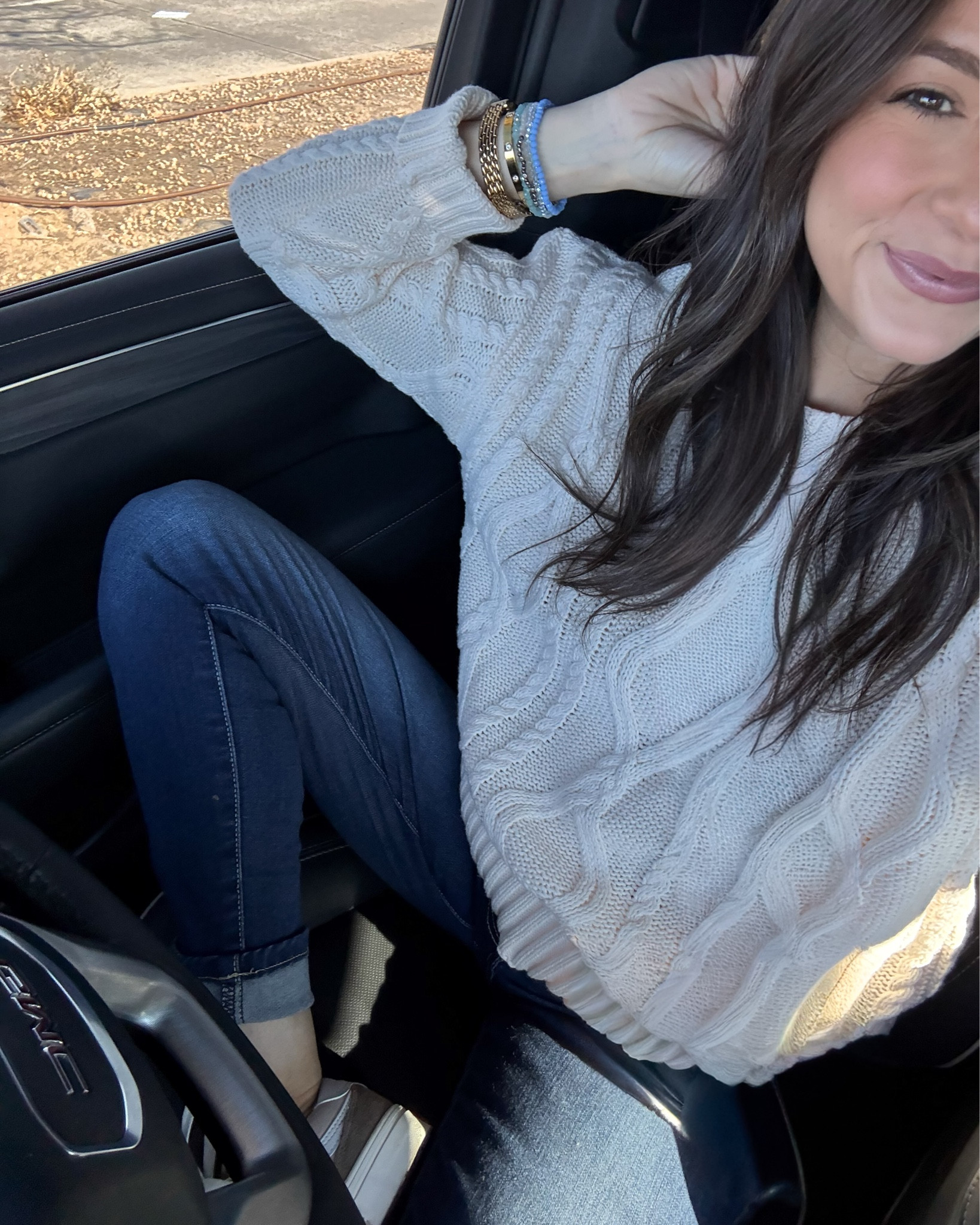 ☀️ sun was a little bright today but we needed every minute of it! •I couldn’t tell you the last time I wore a pair of jeans, so I thought I would document. 🤭 

#LTKFindsUnder50