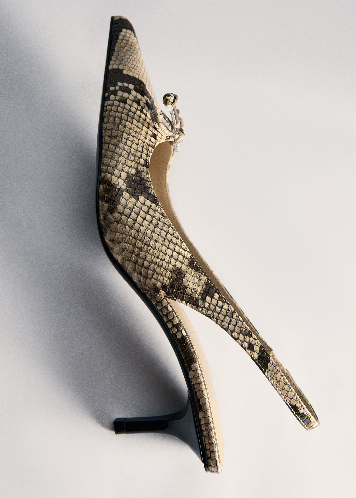 Snake-effect kitten shoes - Women | MANGO USA | Mango (US/MX/AU)
