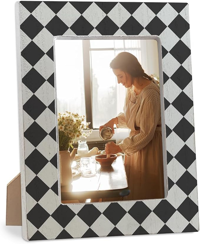 EXW Photo Frame With & Wooden Stand - Black & White Checker Pattern Picture Frame Fits The 4"x6" ... | Amazon (US)