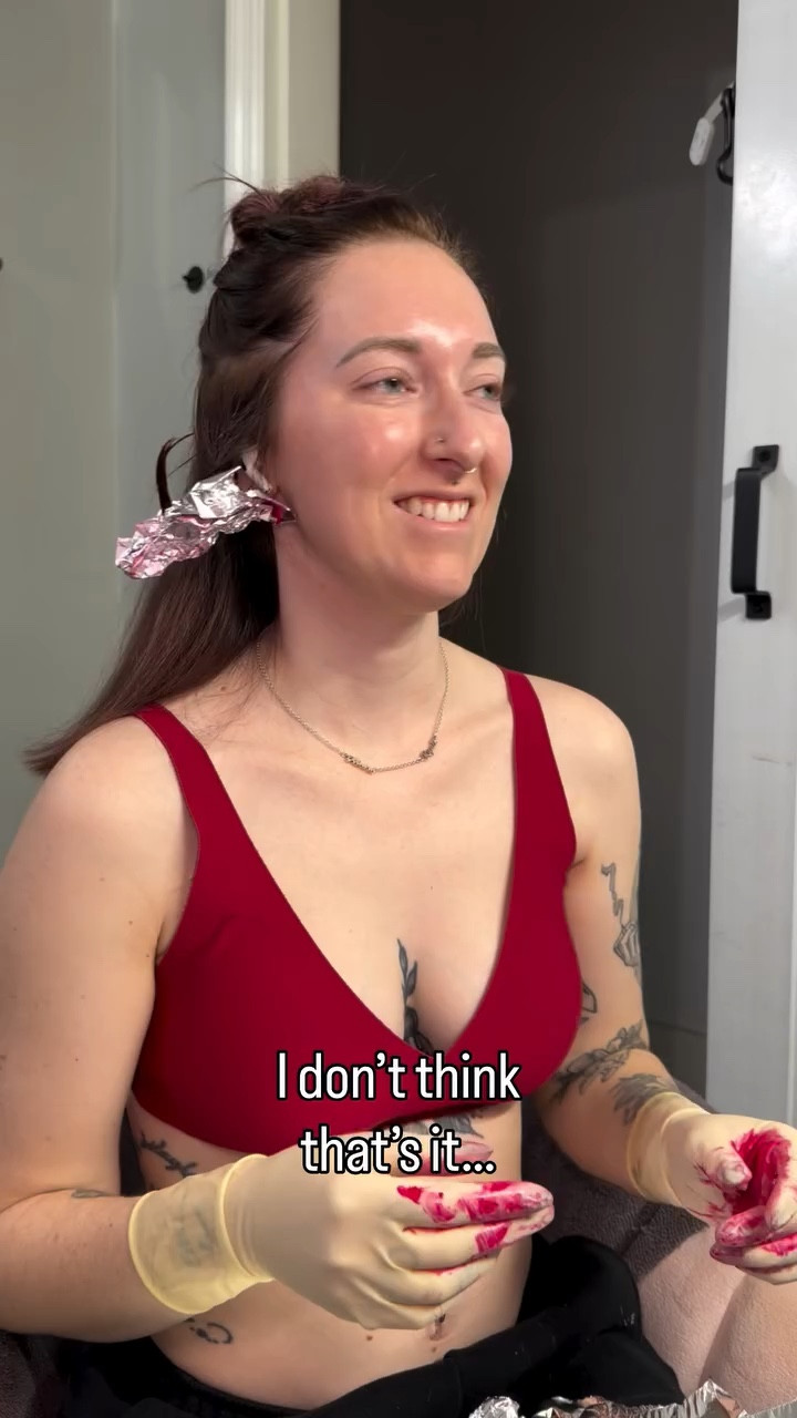 🤭This really was a trust the process situation 😂 a process I just kind of made up but that’s besides the point 🤣🤣

I used the @celebluxury Color Wash Shampoo in shade 
❤️‍🔥Hot Pink❤️‍🔥

#pinkhair #hairday #hairtutorial #trusttheprocess #makeup 

Makeup | Eyebrows | Tutorial | Motherhood | Follow | Foundation | Save for Later | Concealer | Tips | Hair | Pink