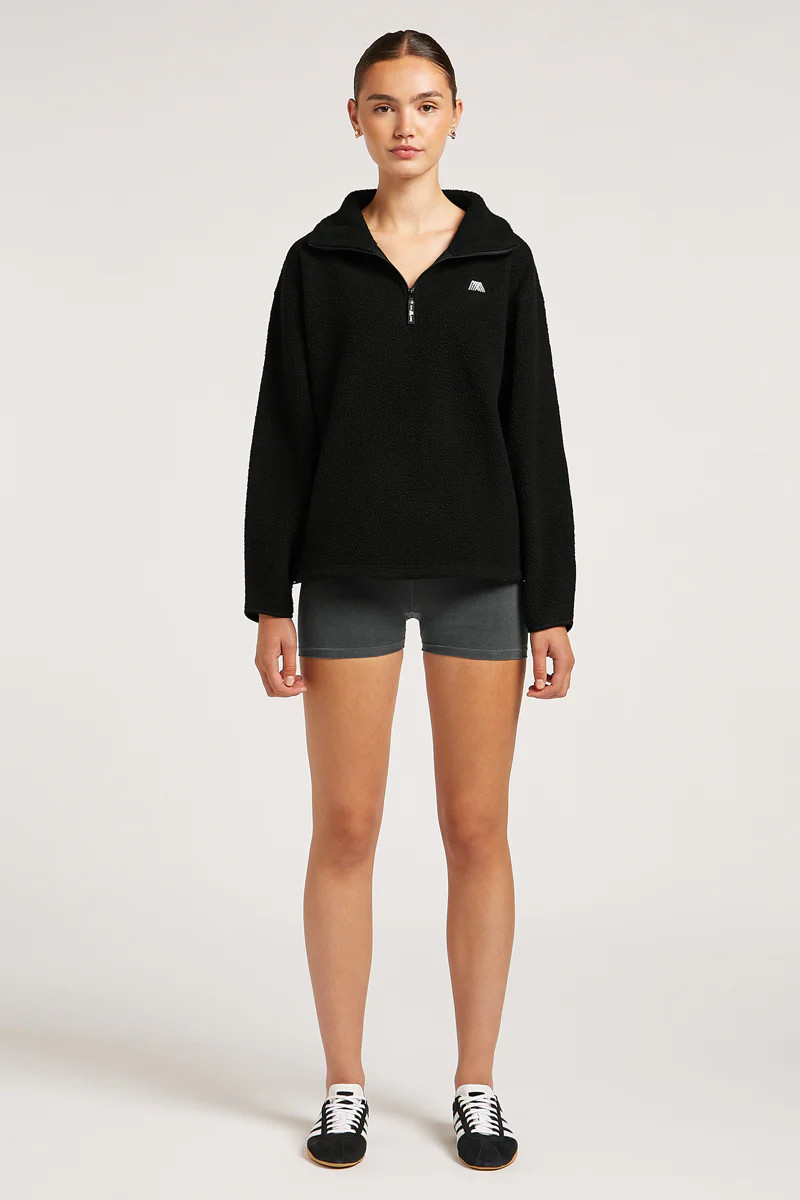 ALIX Half-Zip Black | 4TH ARQ | 4tharq 