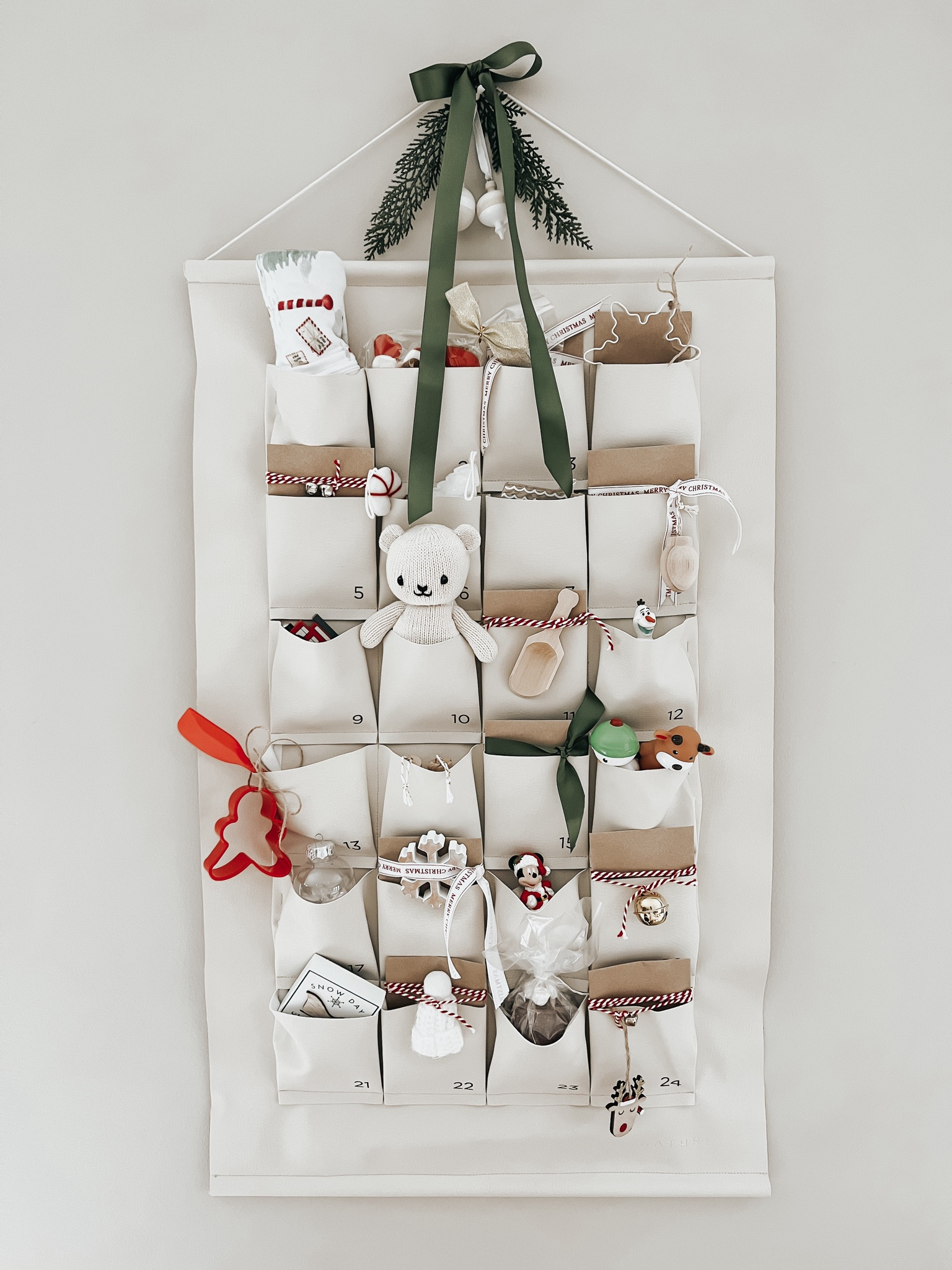 Advent calendar for Christmas!

Countdown to Christmas// Christmas with kids// Christmas gift

#LTKGiftGuide #LTKSeasonal #LTKHoliday