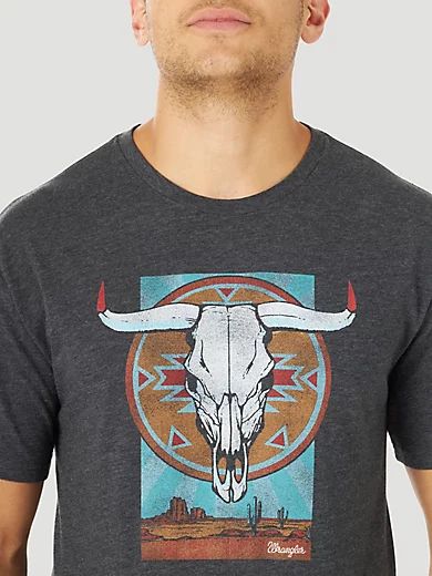 Men's Short Sleeve Steerhead Desert Graphic T-Shirt in Charcoal | Wrangler