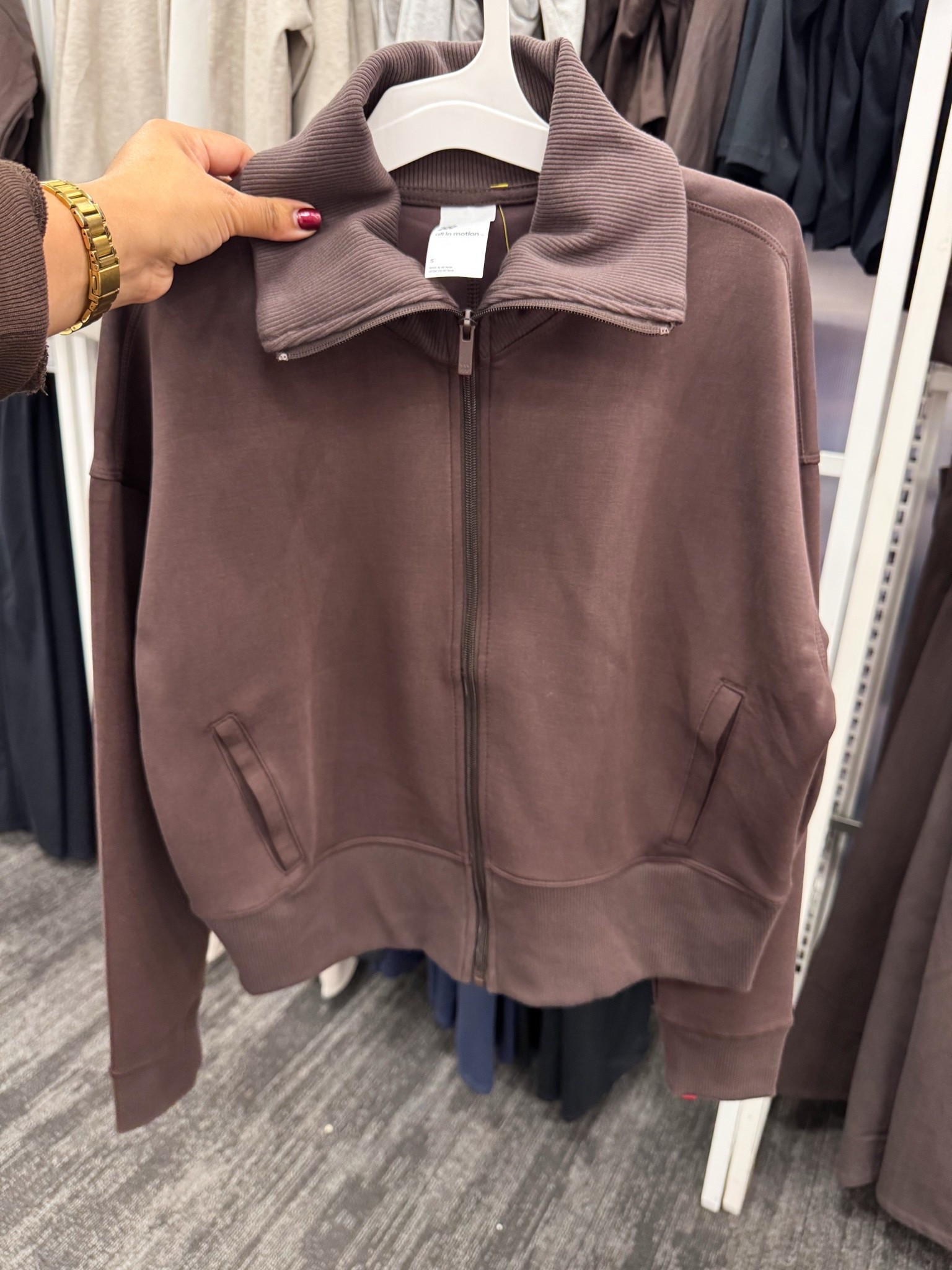 New zip up brown sweatshirt! 

Target finds, target style

#LTKHome #LTKfitnessgoals