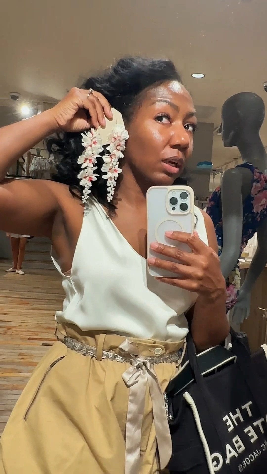 Spring fashion, accessorize with florals!

#LTKootd #LTKMothersDay #LTKWedding