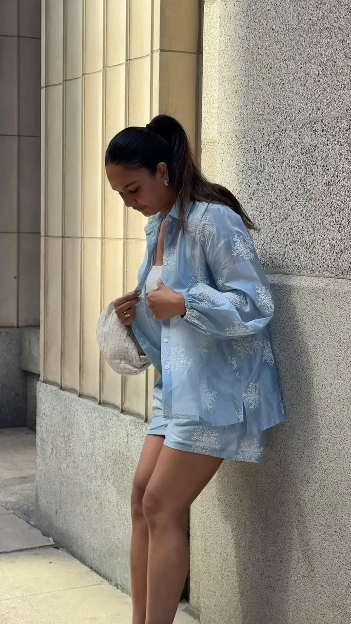 Summer strolls & city vibes… just me, my outfit, and a little makeup magic.
Downtown days hit different when the sun’s out and confidence is on. 💙🤍

Blue 1 piece set @commense.official 
White bodysuit @dynamiteclothing 
Earrings and necklace @fedomajewellery 
Lip balm @pradabeauty 
Bronzer @armanibeauty 

#SummerStyle #OOTD #CityChic #DowntownDiaries #MakeupOnPoint #FashionReel #StyleInspo #CanadianBlogger #StreetStyle #GlowUp #OutfitGoals #BeautyAndStyle #ReelItFeelIt #FashionDaily #SummerVibes #torontocreators