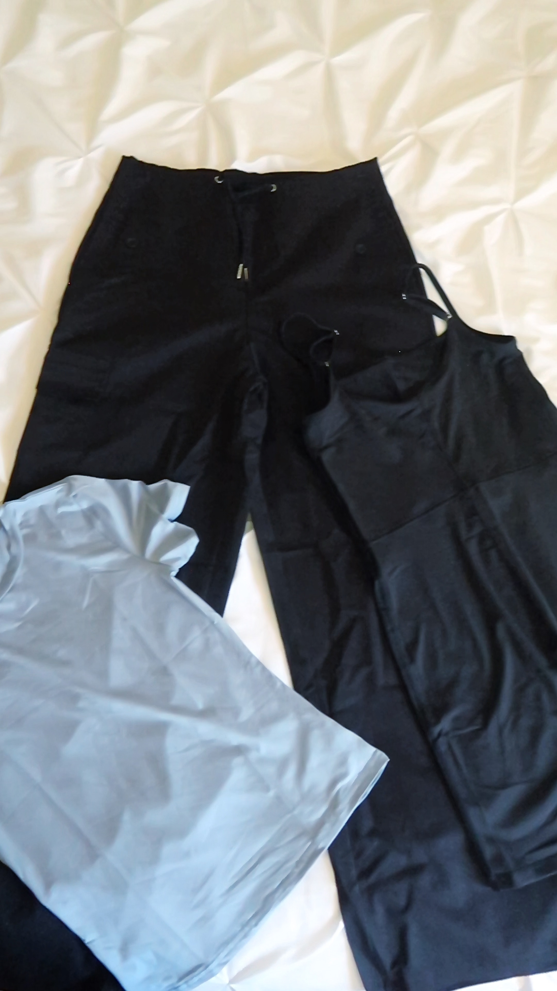 amazon must have basics 🖤

amazon skims dupe, amazon aritiza dupe, bodysuit, parachute pants, basic t-shirt, fitted t shirt, skims inspired t shirt, aritiza inspired bodysuit 

#LTKU #LTKstyletip #LTKunder50