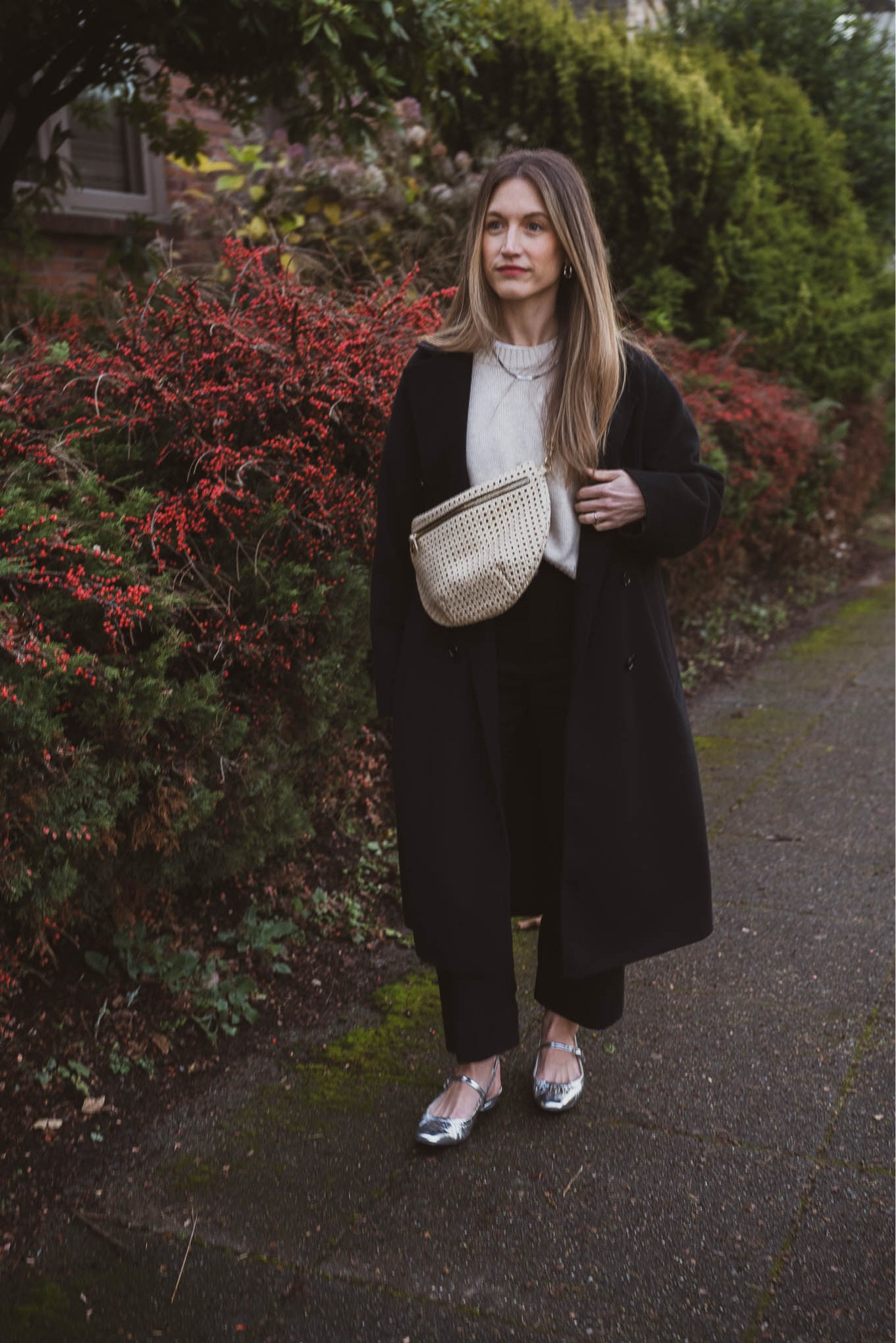 Daily Look 12.18

Quince sweater, XS, TTS for a relaxed fit. Mango coat, XS, TT for an oversized fit. Anthropologie pants, I took my smaller size 24, and the petite length. Dolce Vita flats, 6.5, TTS. Clare V bag. Herringbone Necklace from Sela Designs, ASHLEYROHR10 for 10% off  

#LTKOver40 #LTKSeasonal #LTKFindsUnder100