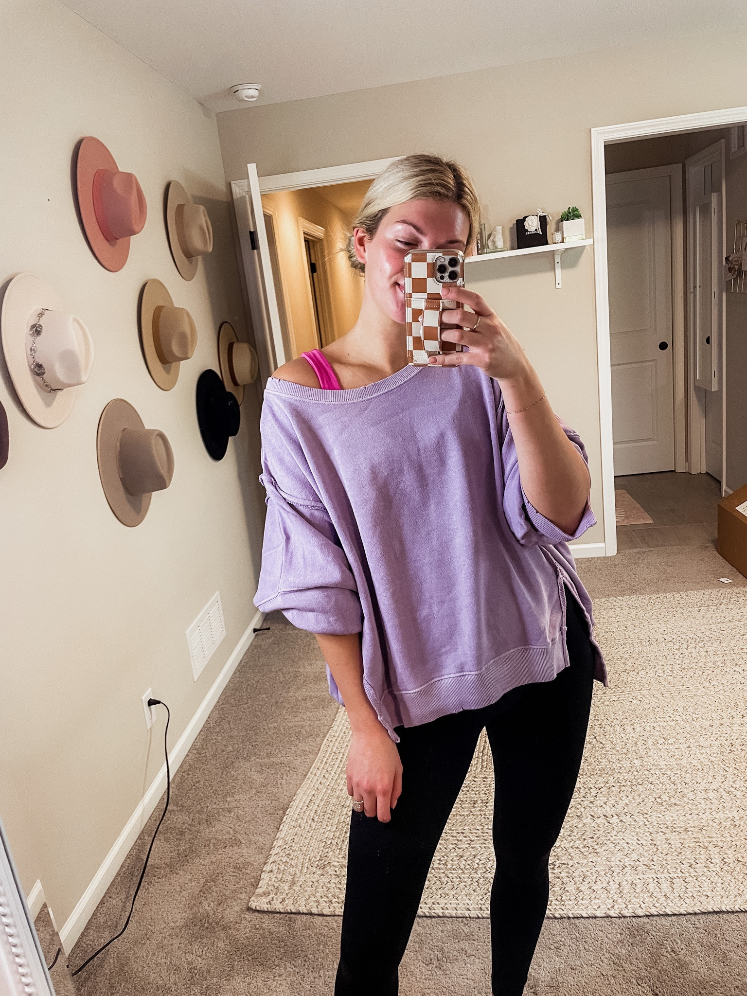 Casual everyday outfits. Free people. Lululemon 