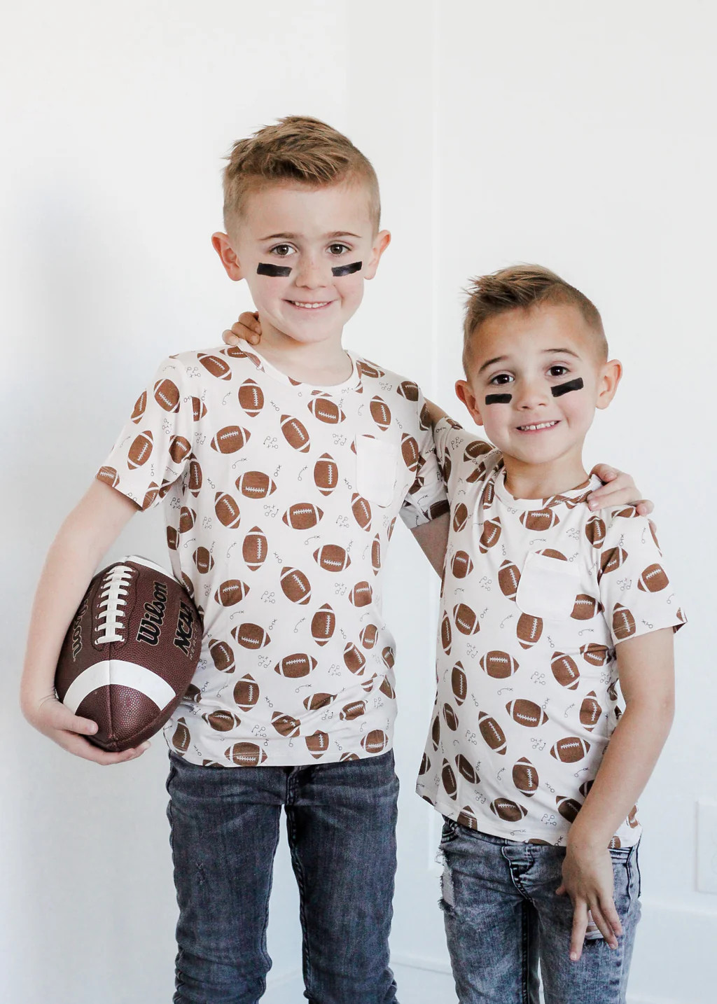 READY, SET, HUT DREAM POCKET TEE | Dream Big Little Co.