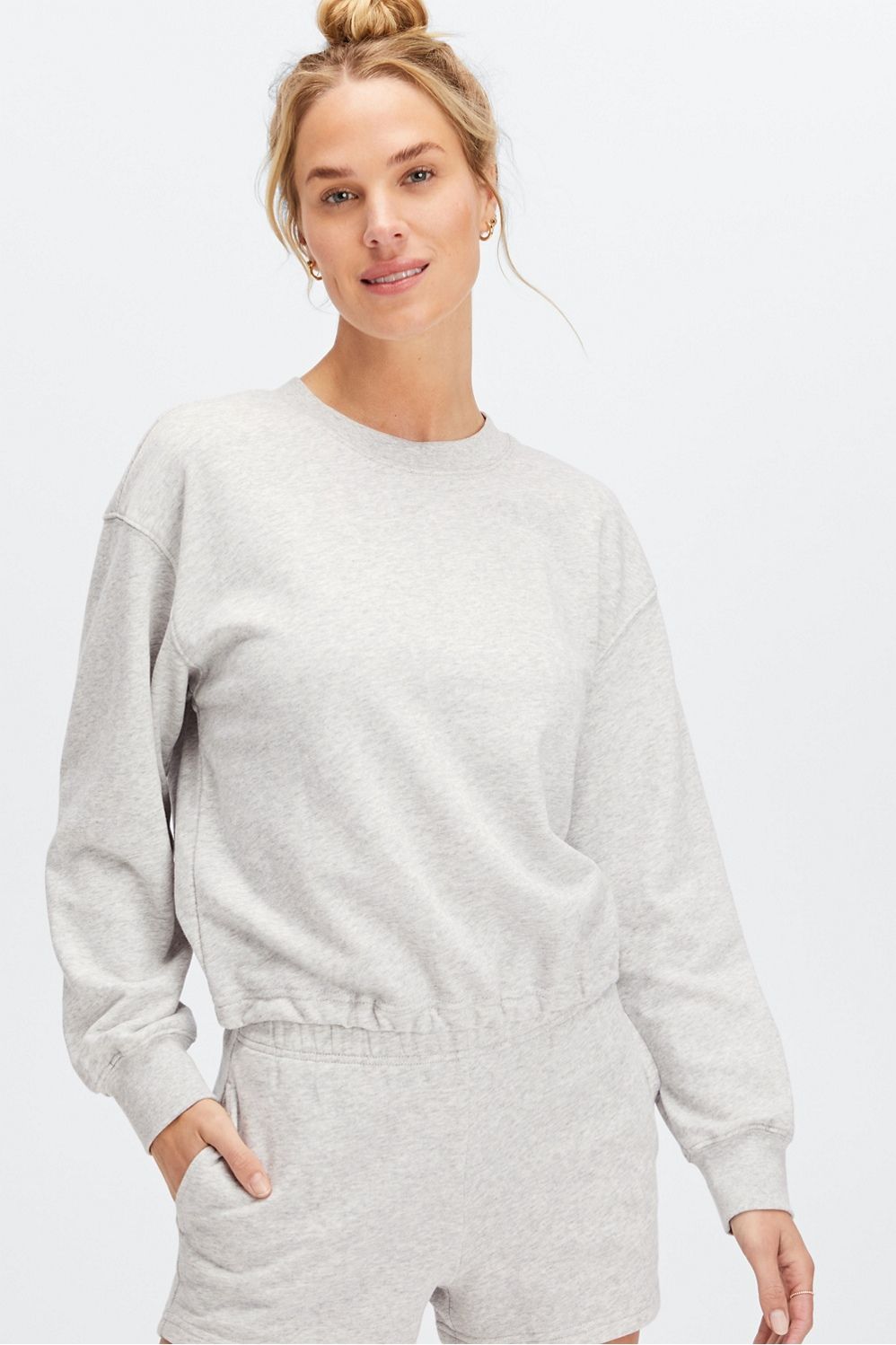 Lightweight Go-To Cropped Crewneck | Fabletics