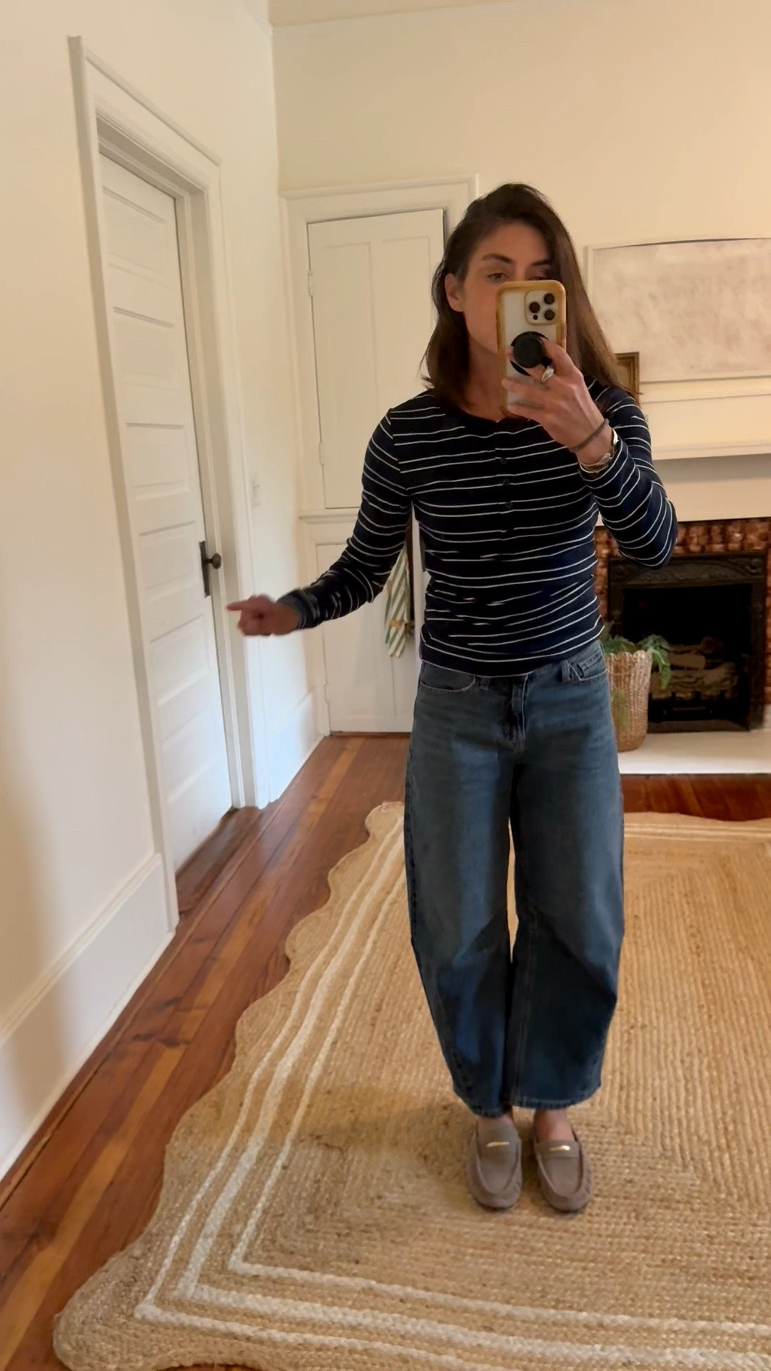 $20 denim sale ends tonight!
In 0 and small top $11