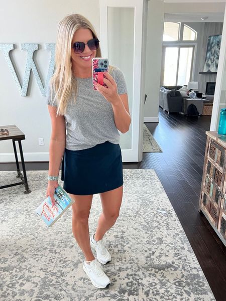 Casual spring athleisure 


Fashion  fashion blog  fashion blogger  activewear  spring athleisure  spring activewear inspo  women’s fashion  what i wore  style guide  spring trends  Fit momming  


#LTKSeasonal #LTKfitness #LTKstyletip