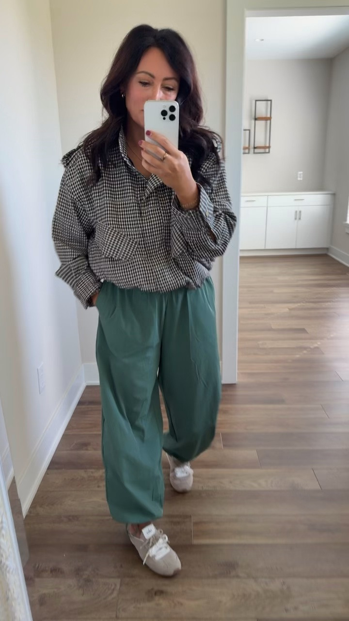 Weekly Target Tuesday finds! 🎯 These pants are so cute and on trend! You can tighten the waistband and ankle - making them the perfect length. Wearing size medium! @Target

#LTKootd #LTKSeasonal #LTKdayinmylife