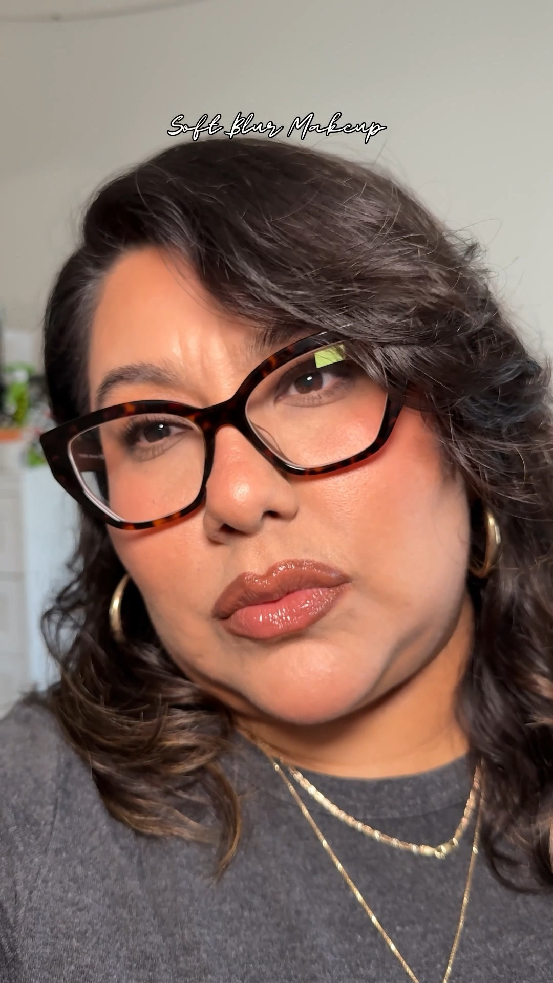 Soft Blur Makeup 💨🤎🧸Ted

@rhode skin 
@Diorbeauty 
@about-face beauty 
@Huda Beauty 
@makeupbymario 
@Pat McGrath Labs 
@ILIA Beauty 
@Maybelline NY 
@got2bUSA 
@maccosmetics 

#fullfacemakeup #softmakeup #summermakeup #glossylips #fypシviral

#LTKBeauty