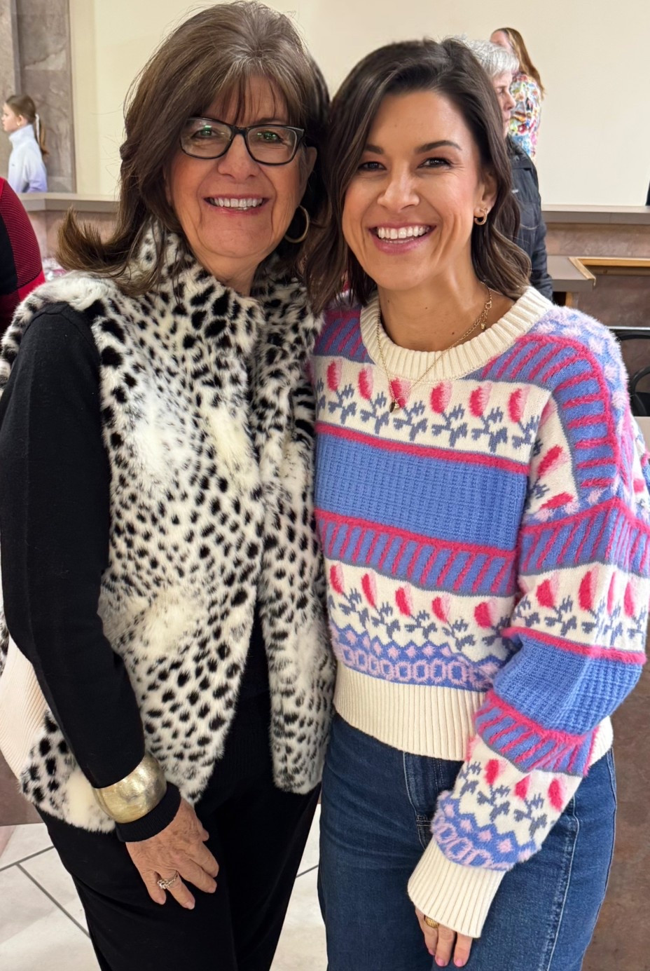 Such a fun sweater that can transition into spring - even got one for my daughter who's 9 in an xxs

#target #spring #sweater #cropsweater 

#LTKootd #LTKmomlife #LTKSaleAlert
