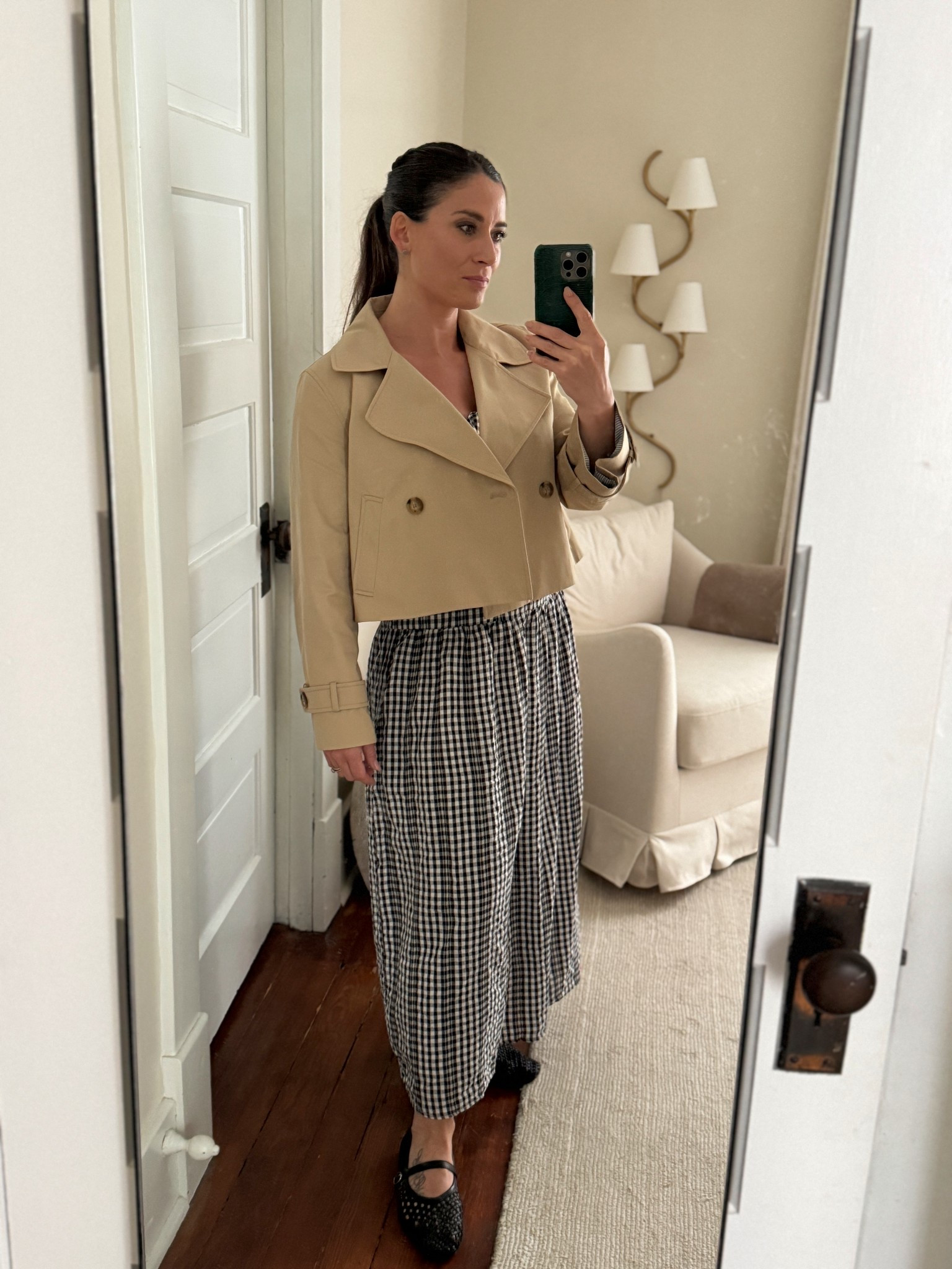 This @loft modern trench is getting lots of wear during these cold spring days. And it’s on major sale right now!


#LTKSaleAlert #LTKPetite #LTKFindsUnder100