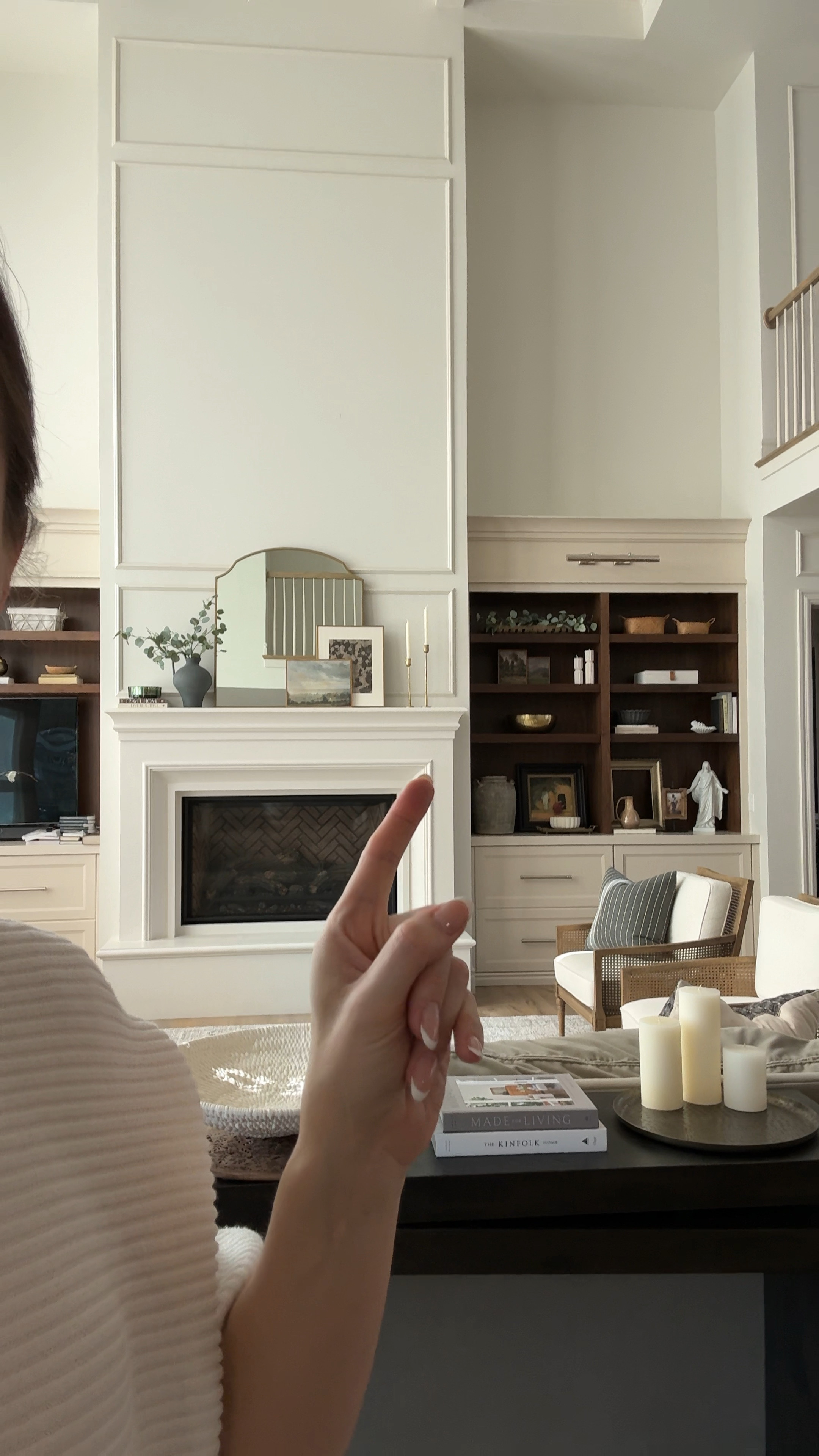 Affordable bookshelf decor. Literally everything I’ve purchased for my shelves is either from Wayfair, Target, Walmart, or Amazon. I love keeping the shelf styling simple so every pieces can elevate the look of my living room.

 #livingroom #shelfdecor #decor

Living room decor, shelf decor, bookshelf styling, shelf styling, affordable decor, Amazon decor Walmart decor, Target decor, Wayfair decor, vase, candle, coffee table books, cabinet light, fireplace decor, mantle decor

#LTKHome #LTKFindsUnder50 #LTKWatchNow