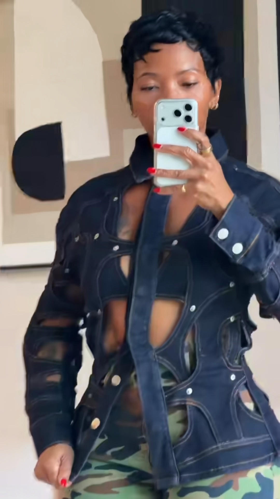 details matter and this top is doing everything 😮‍💨🖤

cutouts, structure, and edge all in one. paired it with camo for that cool-girl contrast.


#ltkstyle #ltkfashion #edgystyle #akirastyle #cutouttop #streetstyle #fashionfinds #fallfashion #nightoutlook #statementto