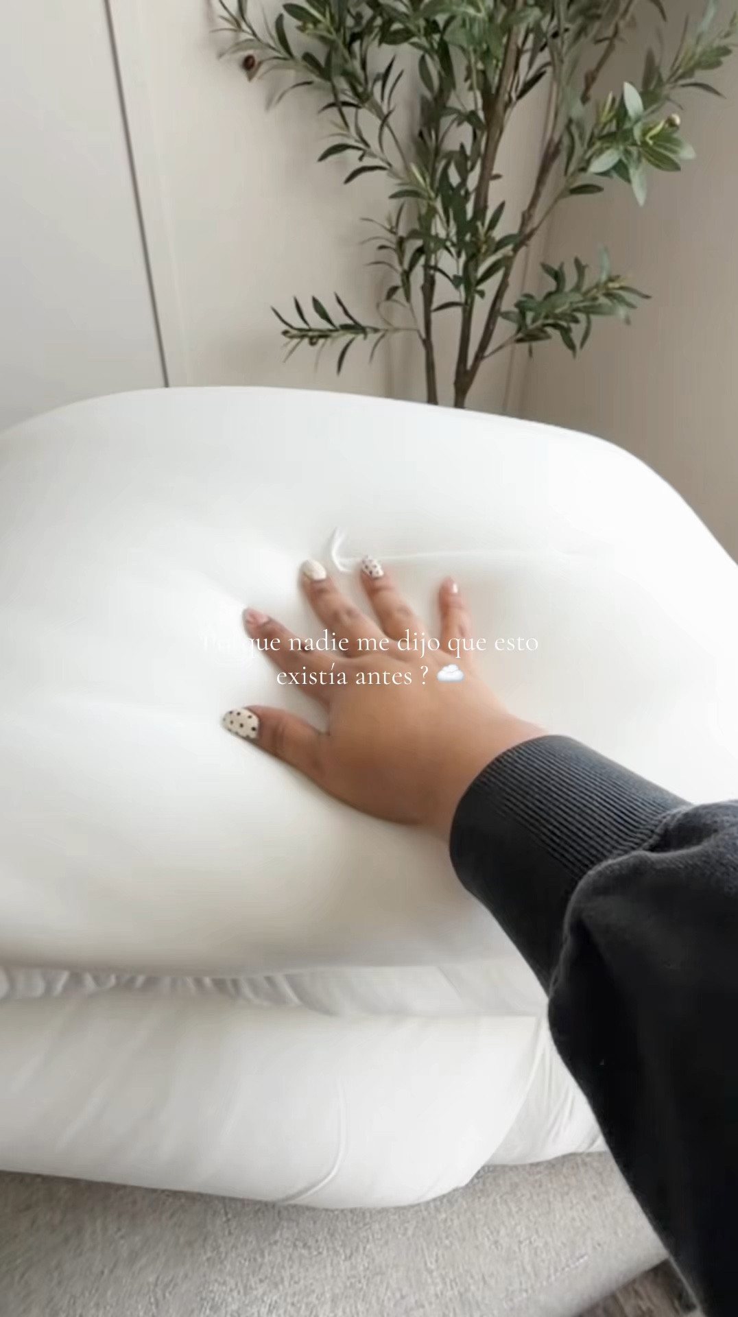 No estaba lista para lo suave que es 🥹☁️ El MarshMellow Comforter tiene doble relleno, es 100% vegano y la tela es certificada para piel de bebé. Mi cama ya no es la misma. 🔗 #Unboxing #MarshMellow #CozyBed #HomeTok #EdredónPerfecto


#LTKHome #LTKMothersDay #LTKmomlife