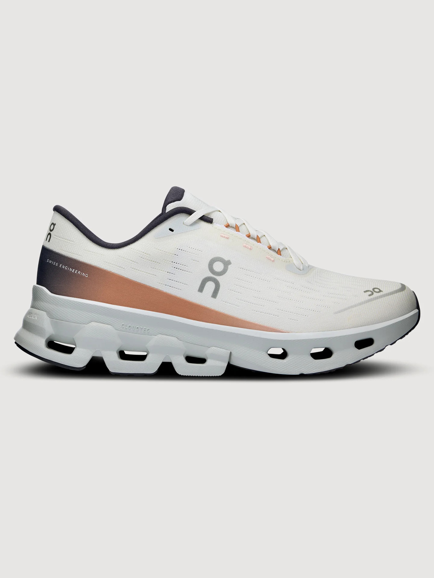 On Cloudspark - Ivory | Glacier - Size 7.5 | Carbon38