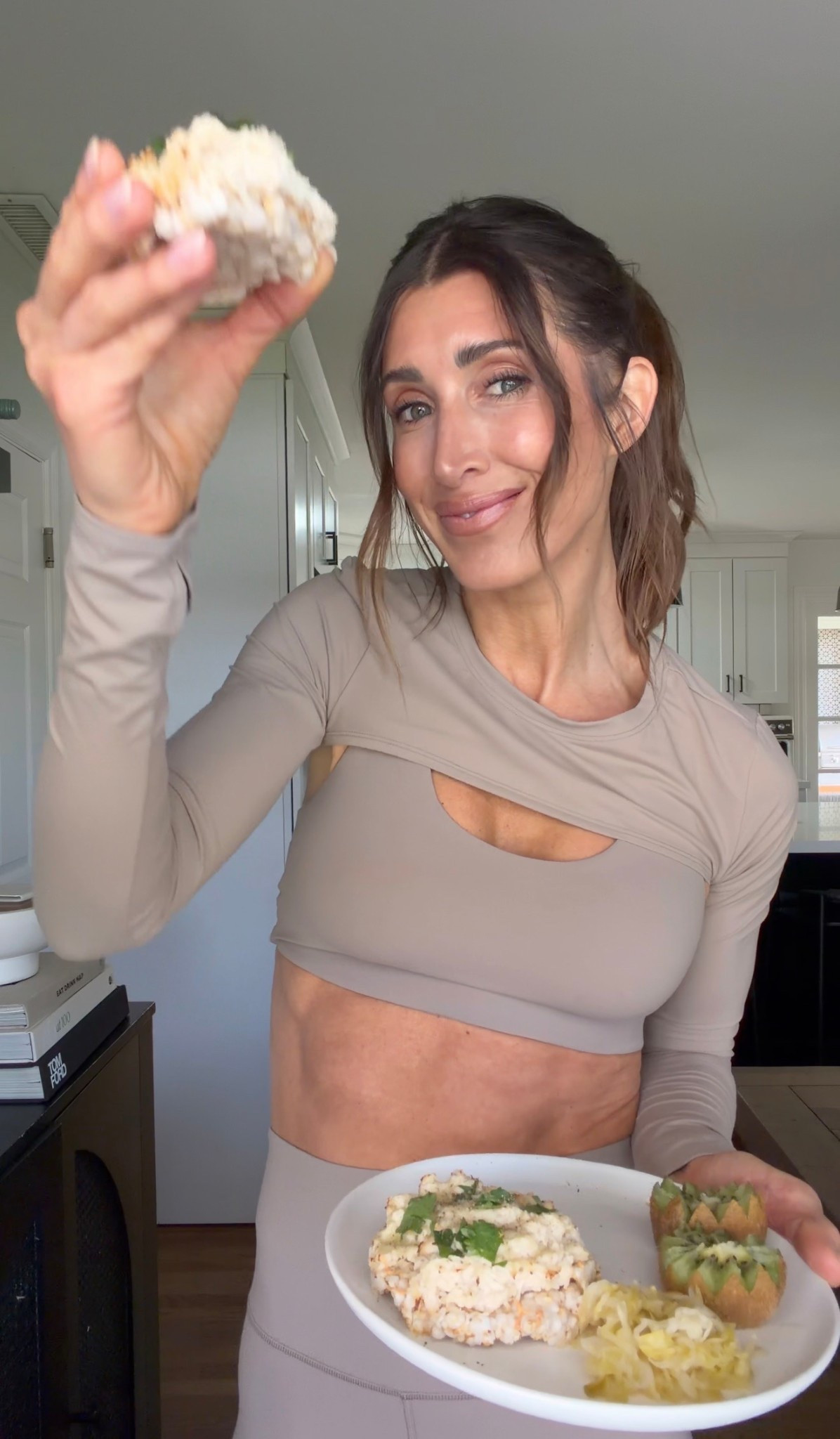 this workout set is everything  

#LTKmomlife #LTKfitnessgoals #LTKootd