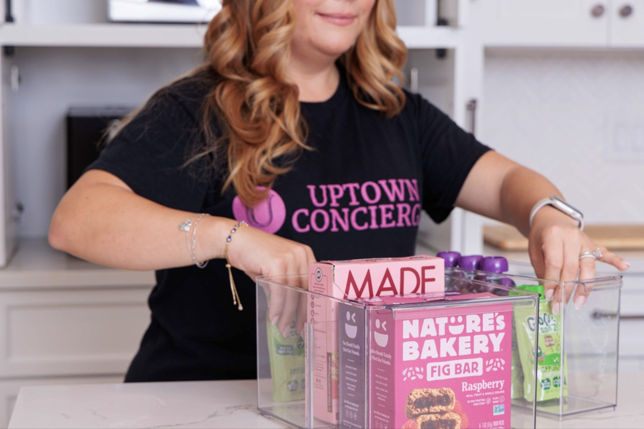 ✨ Pantry Paradise 💕

Get organized with the Everything Organizer Pantry Bins w/ Divider from The Container Store  

Why do we like this product?

✨ Sleek, modern design

✨ Removable divider to further categorize items

✨ Comes in different 4 different widths and 2 different depths, offering versatility

#LTKhome #LTKSeasonal #LTKfamily