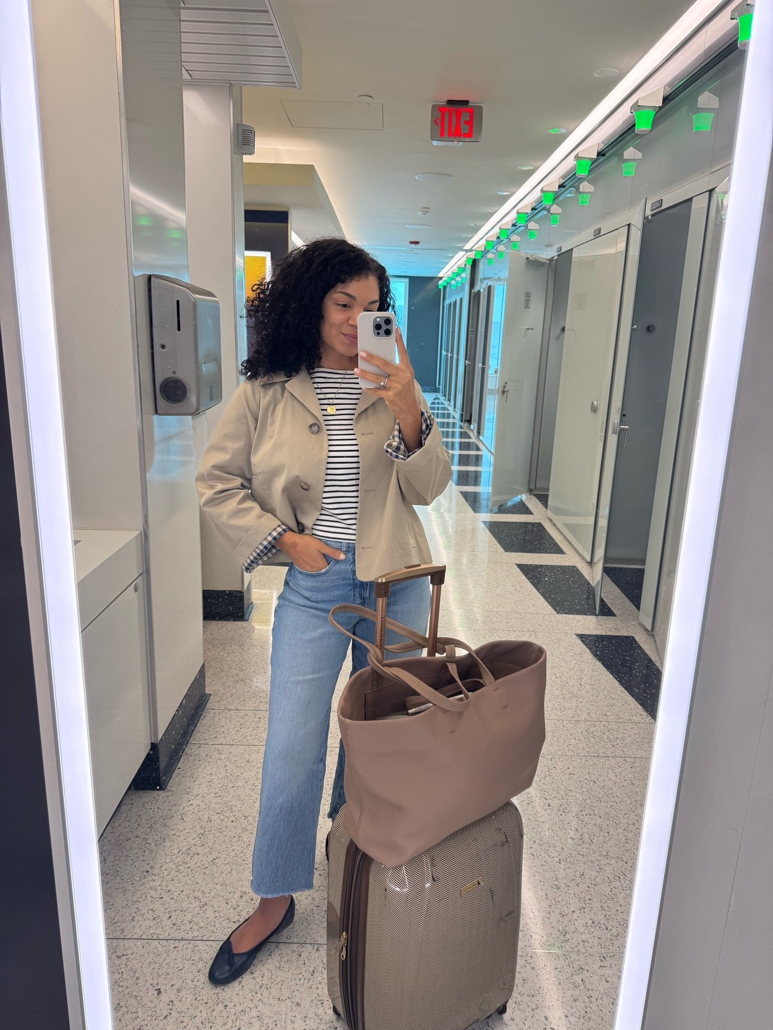 Casual yet chic travel outfit for Martha’s Vineyard ✈️

#LTKootd #LTKTravel