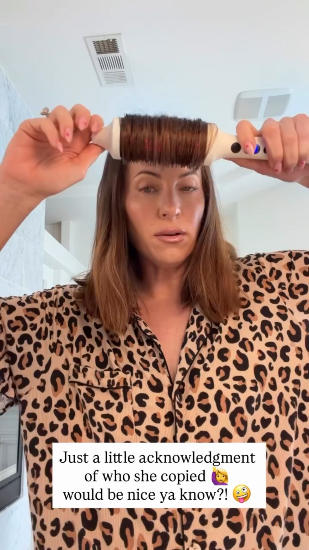 Just a little acknowledgment 
of who she copied 🙋‍♀️ 
would be nice ya know?! 🤪