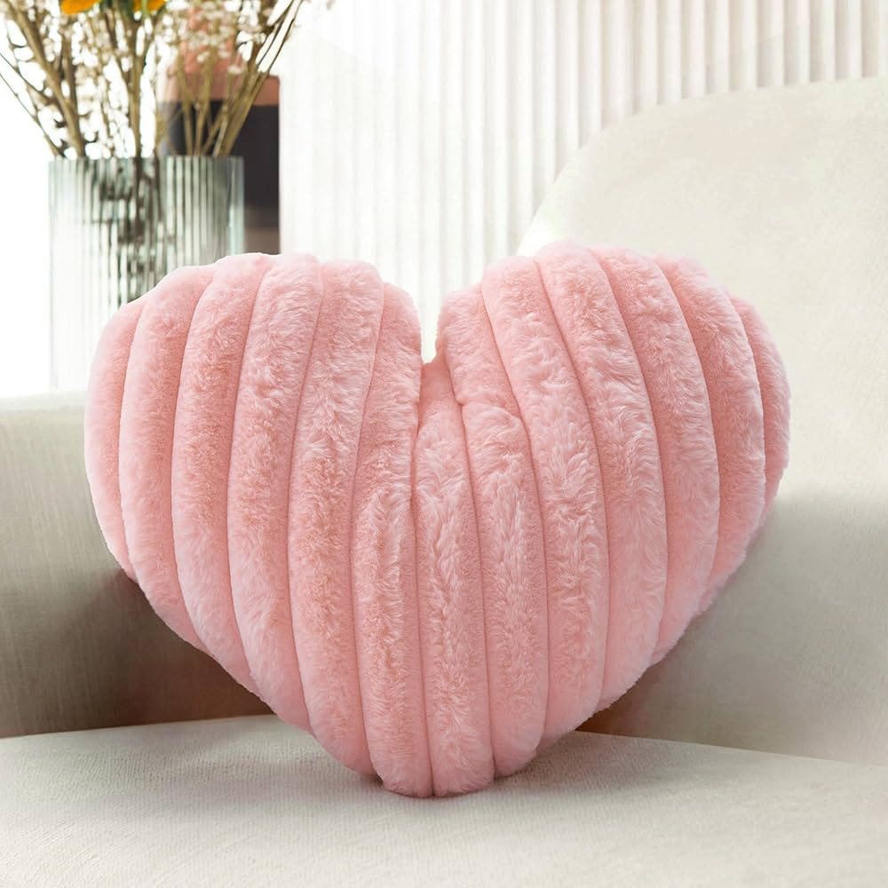 16 Inch Pink Heart Pillow Cute Decorative Throw Pillows, Heart Shaped Fluffy Faux Fur Pillows Cus... | Amazon (CA)