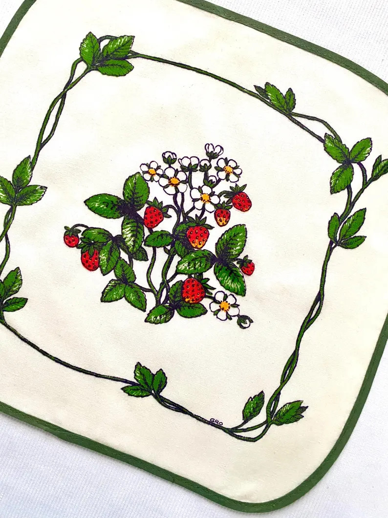 Nordic Wild Strawberry Vintage Table Throw; 12" Square Coffee Table Linen - Etsy | Etsy (Global)