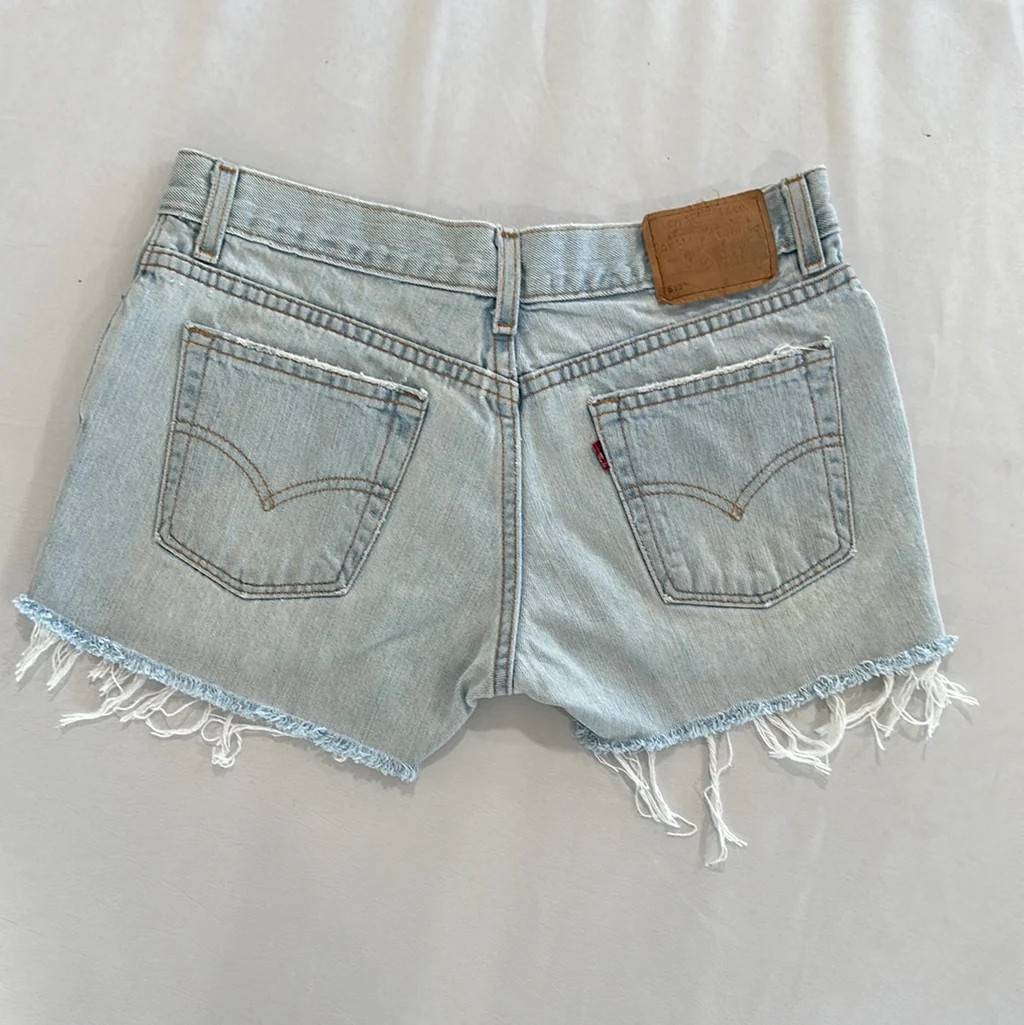 1092. Vintage Levis size 29 | amandenimes