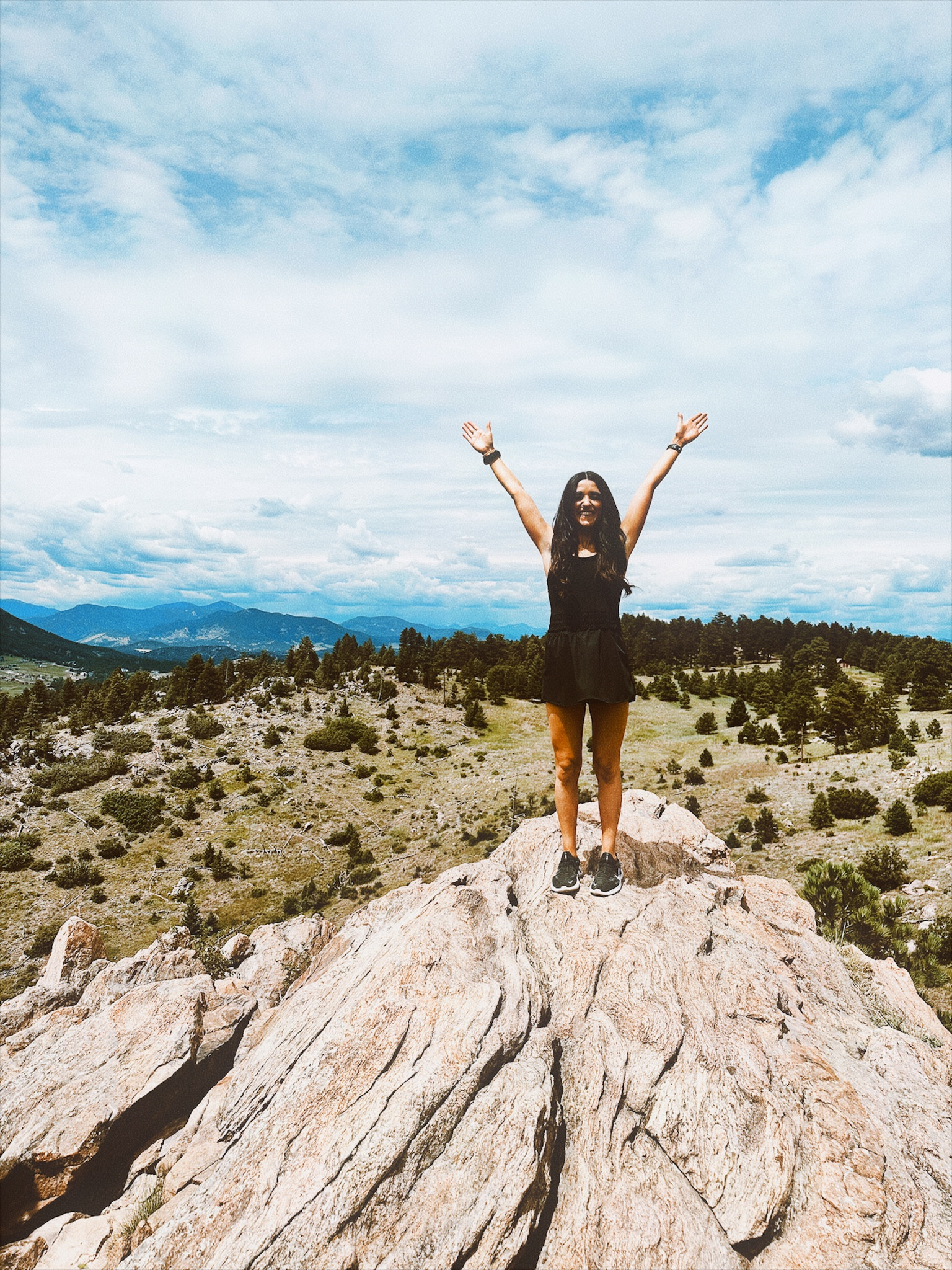 Hike outfit for the last day in Colorado 
📍: Mount Falcon Park

#LTKover40 #LTKunder100 #LTKtravel