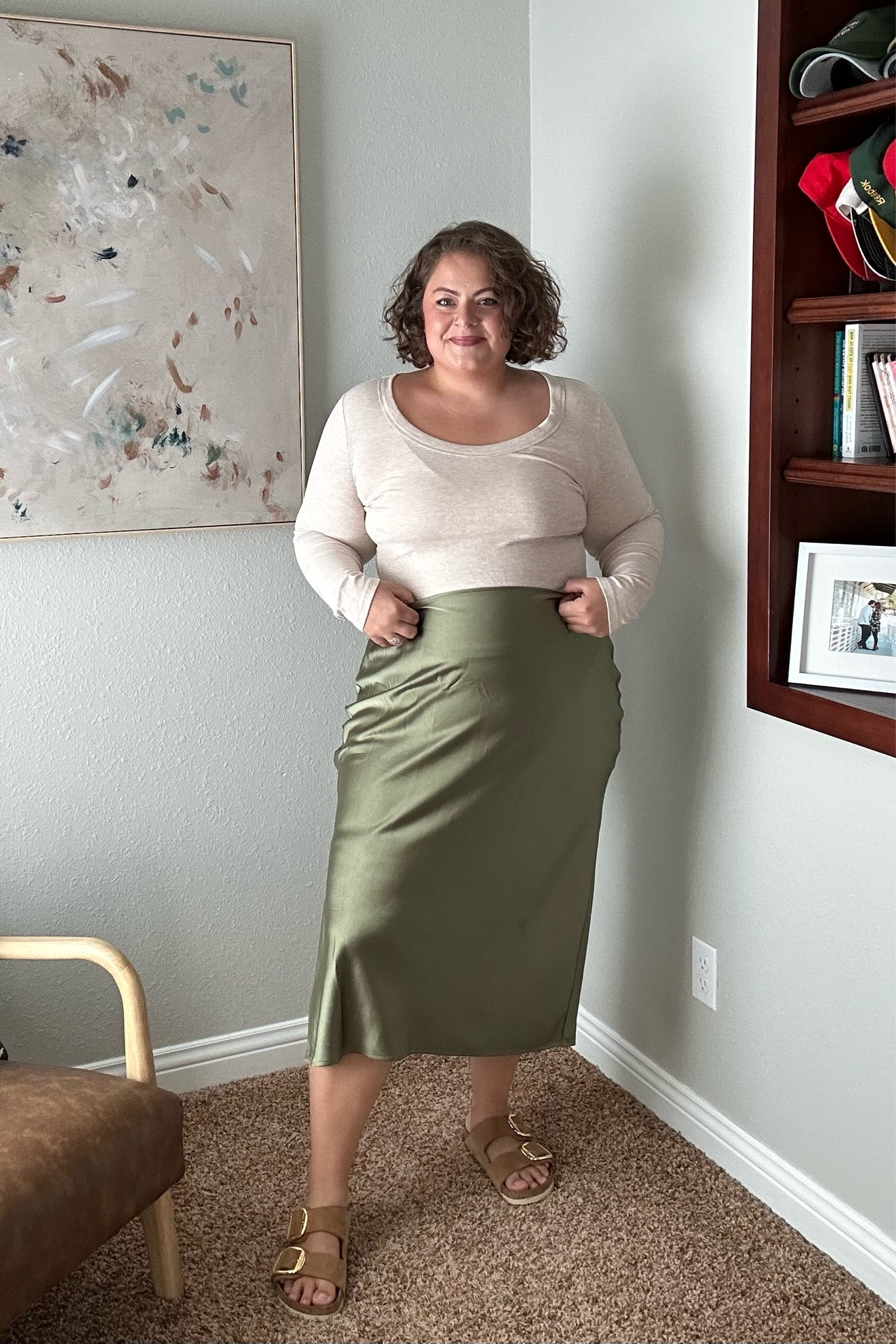 Top XXL 
Skirt XL

#LTKMidsize #LTKStyleTip #LTKPlusSize