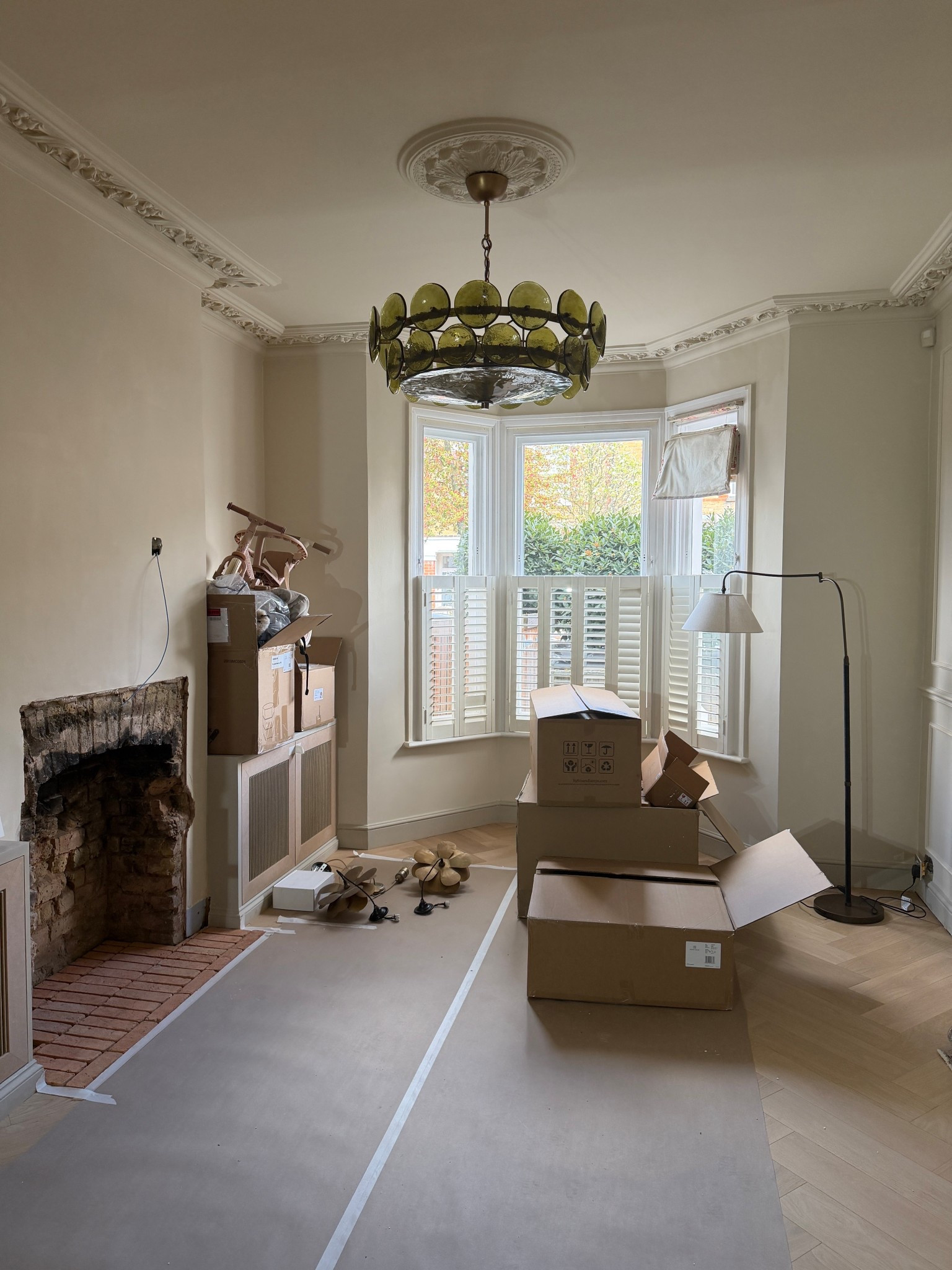 Obsessed with our new light!!