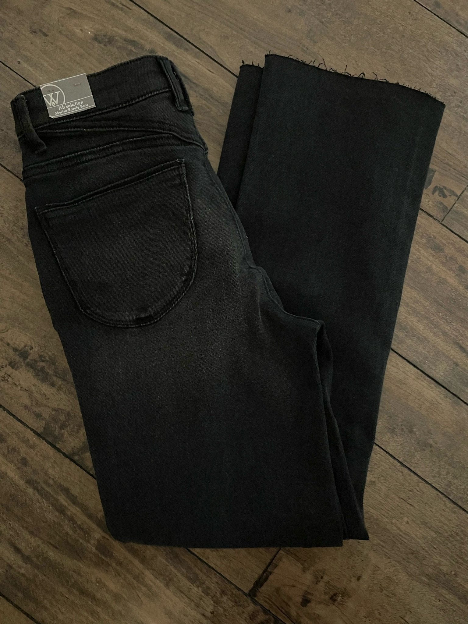Wit & Wisdom sky rise barely boot ankle jeans! I’m 5’5” and they’re a little longer than my ankle but I love the look! I sized down one size and the fit is perfect!

#LTKSummerSales #LTKFindsUnder100 #LTKxNSale