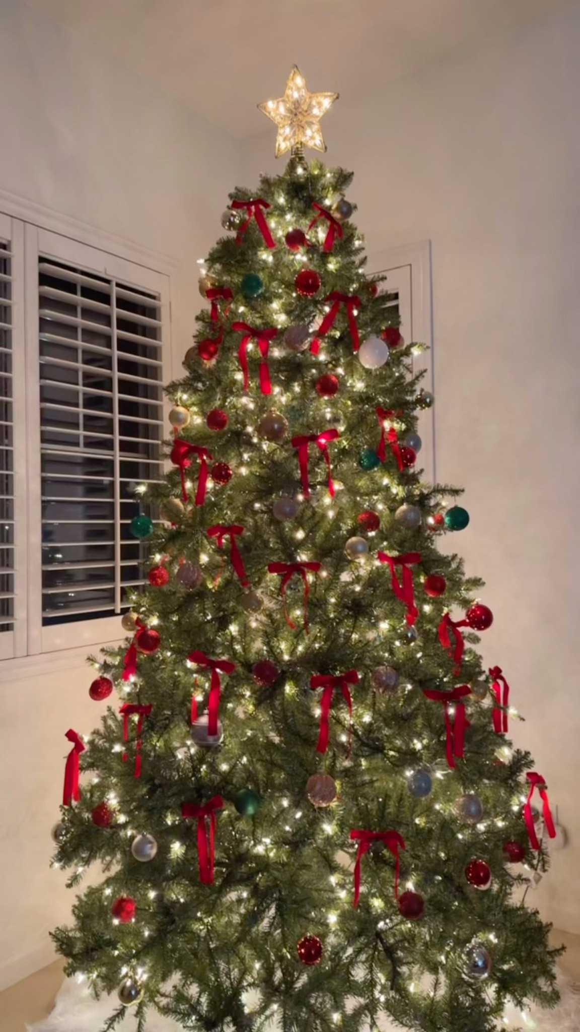 The cutest Christmas tree BOWS 🎀 
I got 2 packs for the tree.

#LTKHome #LTKHoliday #LTKSeasonal