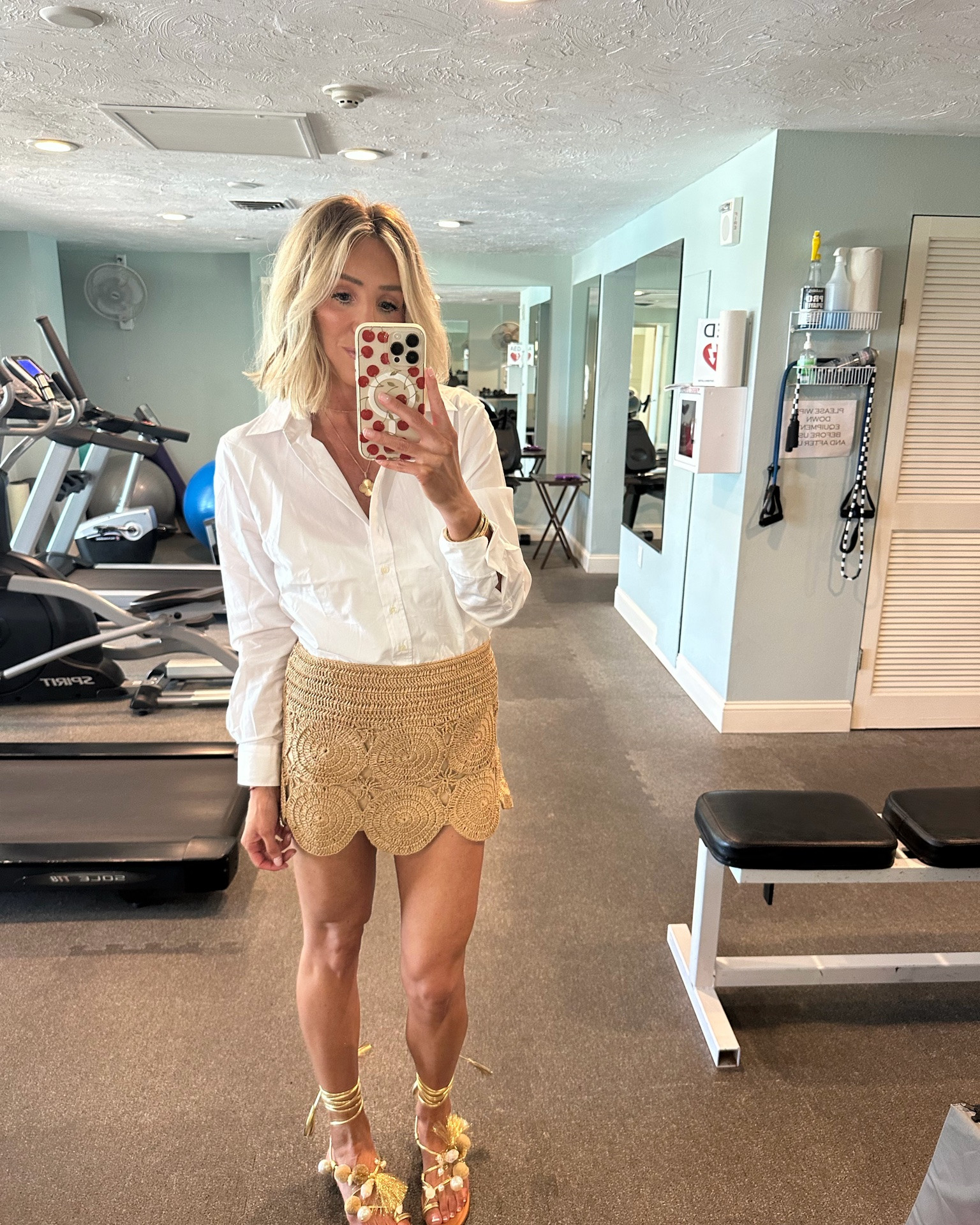 This skirt is the gift that keeps on giving summer after summer, swipe to see it in motion + how i styled it out and about! 👏🏻👏🏻👏🏻

#LTKdayinmylife #LTKgrwm #LTKootd