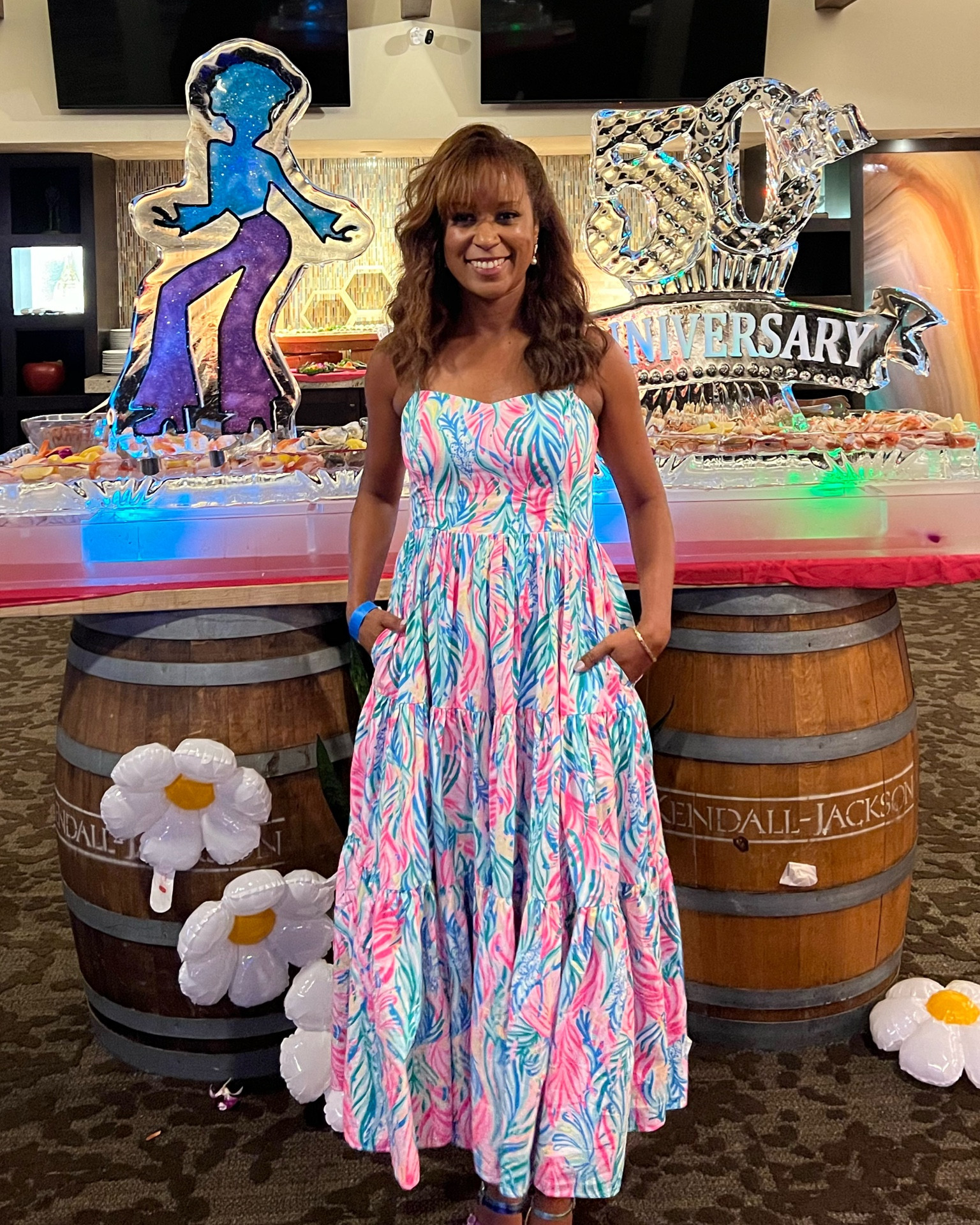 Use my code for 30% off RTRCUR1D0BC5 with Rent the Runway monthly subscription!


#renttherunway #lilly #mididress 

#LTKstyletip #LTKparties #LTKHoliday