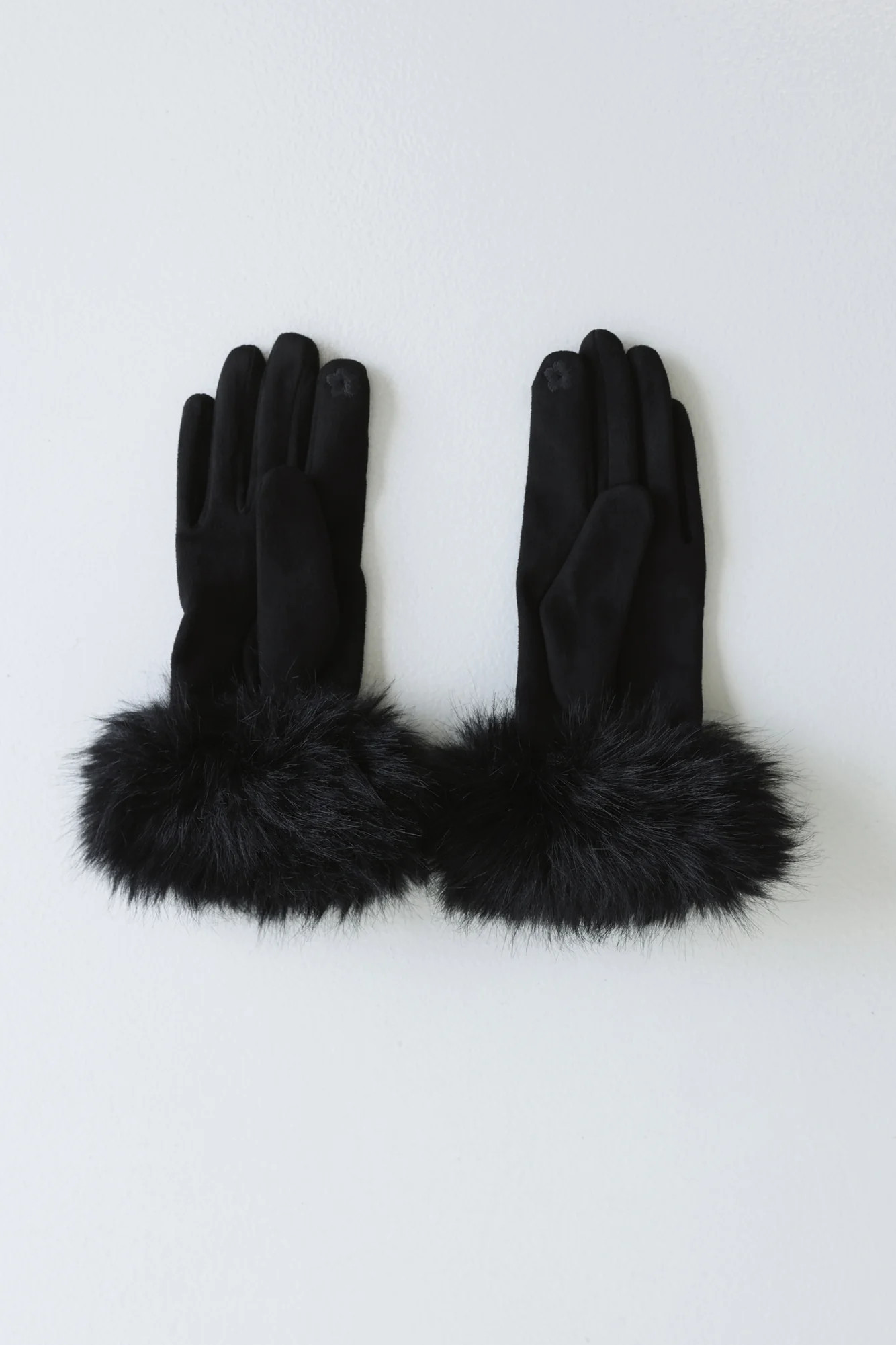Frosted Elegance Gloves Black | Hello Molly (US)