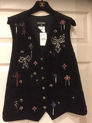 Chanel 08A VINTAGE NEW Tweed Black Vest Jacket 30 JEWELED BROOCHES FR40 $12K  | eBay | eBay US