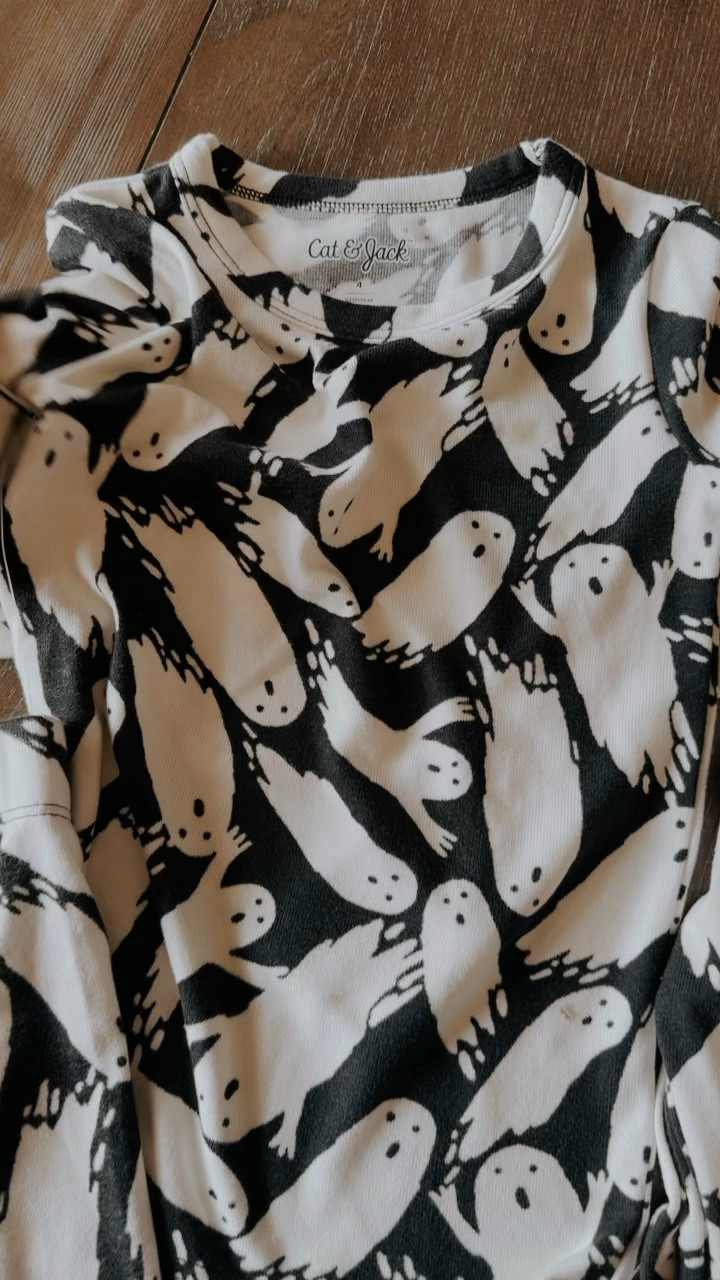 Target Halloween 🎃 Pajmas for the kiddos #halloweenpajamas #catandjack #halloween

#LTKSeasonal #LTKFamily #LTKKids