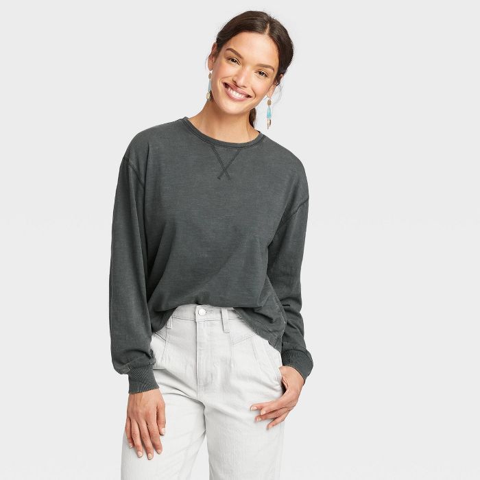 Women's Long Sleeve Boxy T-Shirt - Universal Thread™ | Target