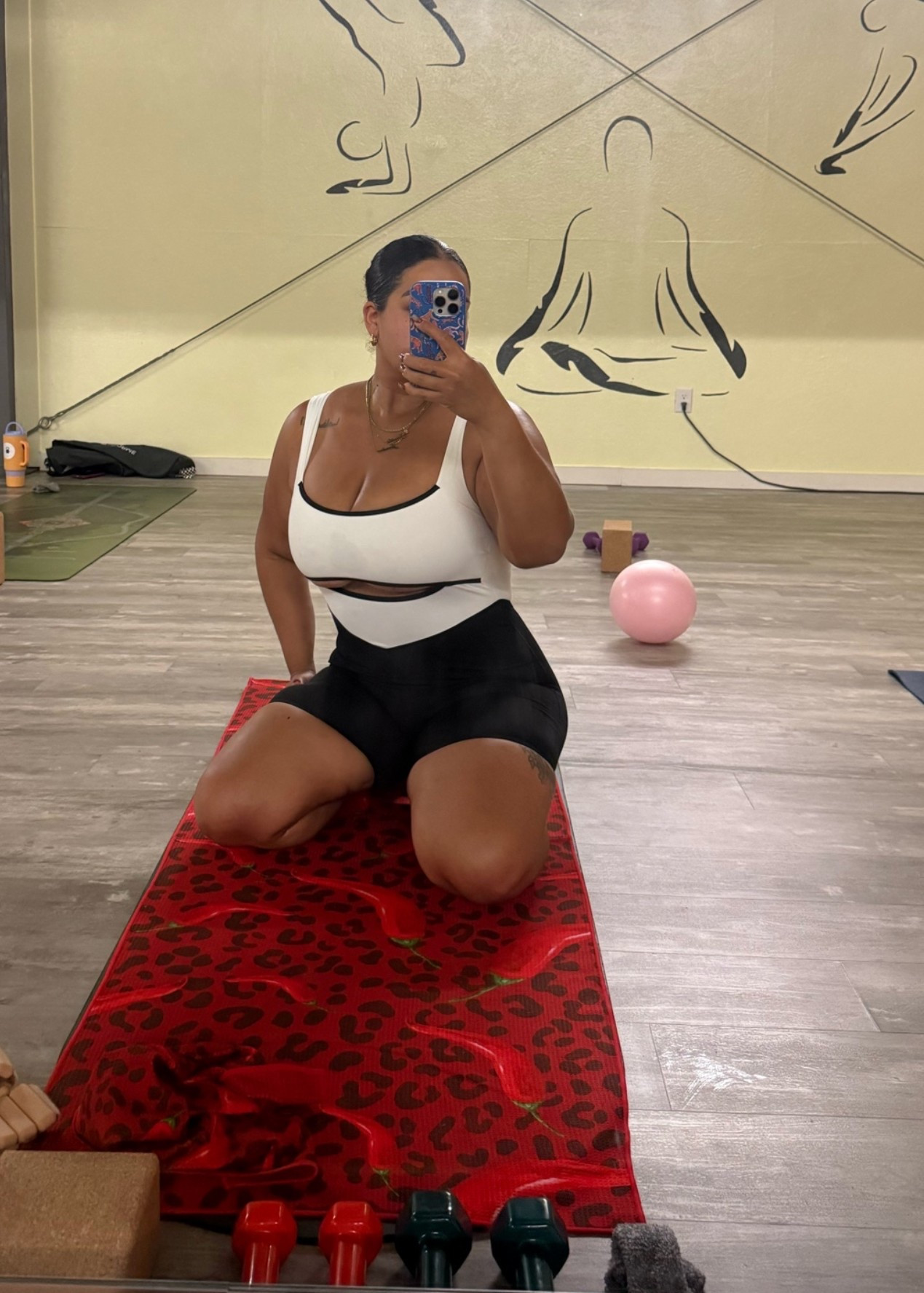 Pilates OOTD

#LTKMidsize #LTKvlog #LTKfitnessgoals
