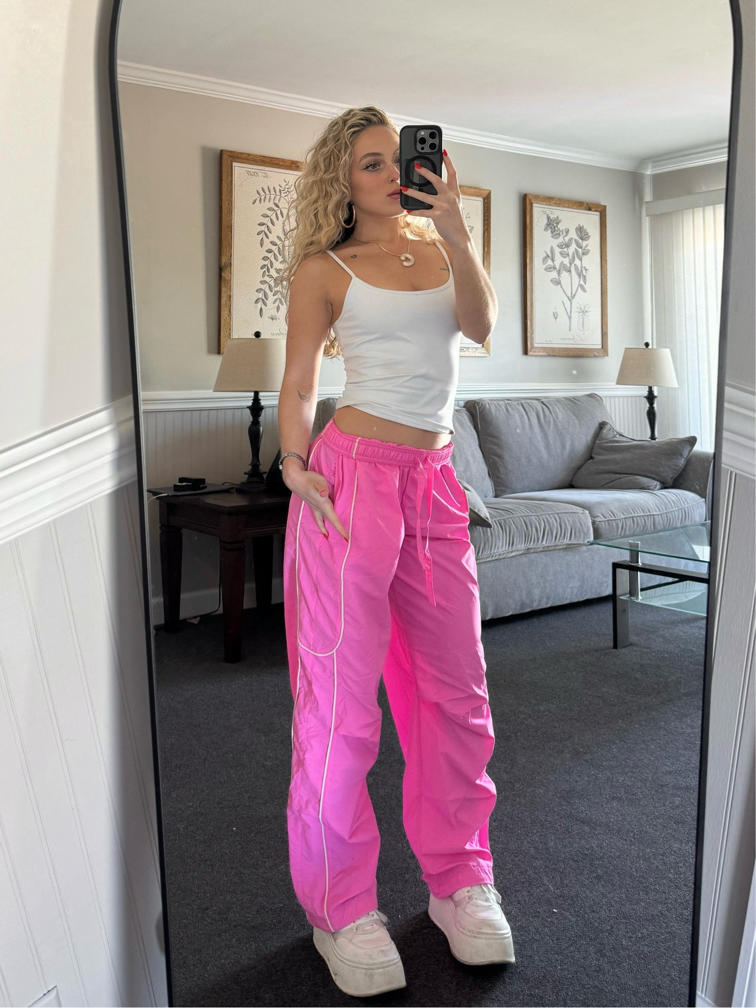 linked the pants! The top is tank air but linked some similar options 🤍 