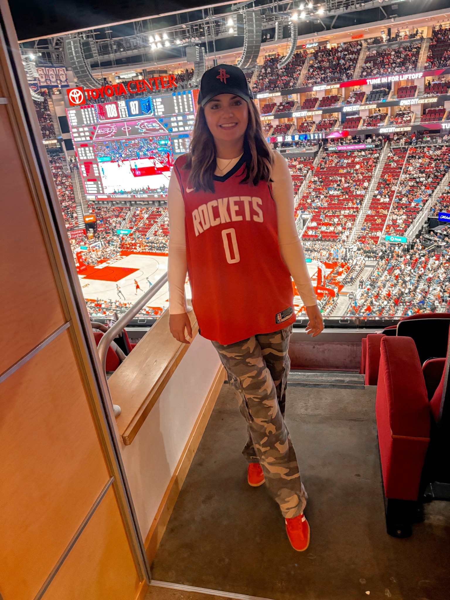 It’s basketball season and this is one of my go to fits when attending games! Loving these camo pants and my Adidas sambas. 

#LTKMidsize #LTKStyleTip #LTKSeasonal