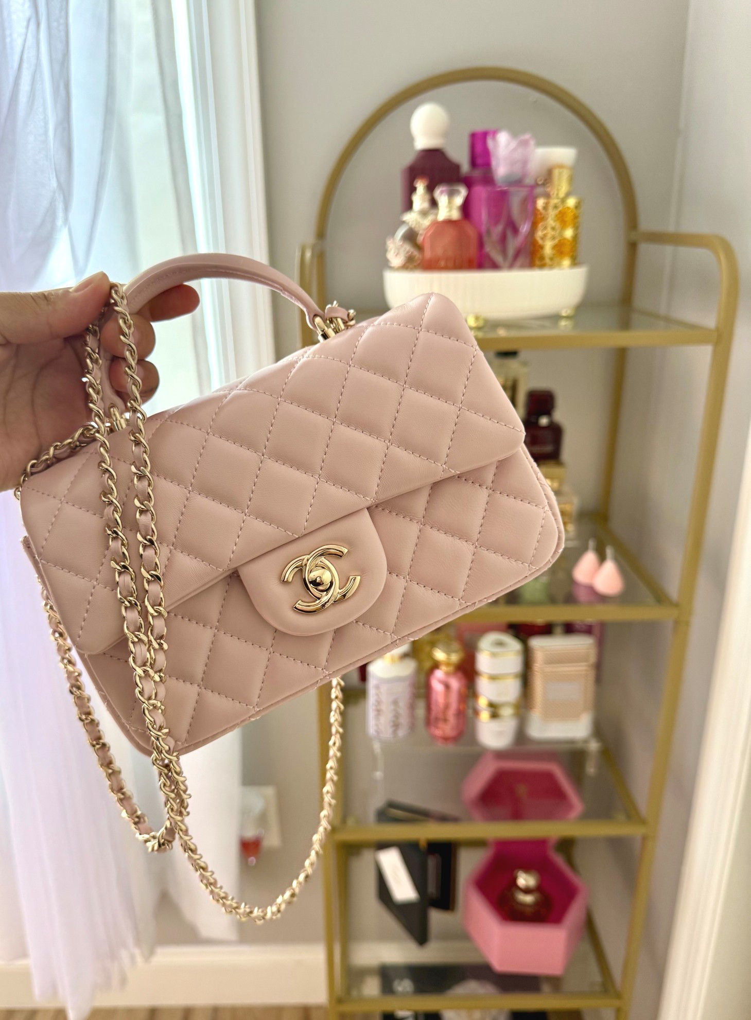 Timeless Chanel hand bag  

#LTKStyleTip #LTKU #LTKItBag