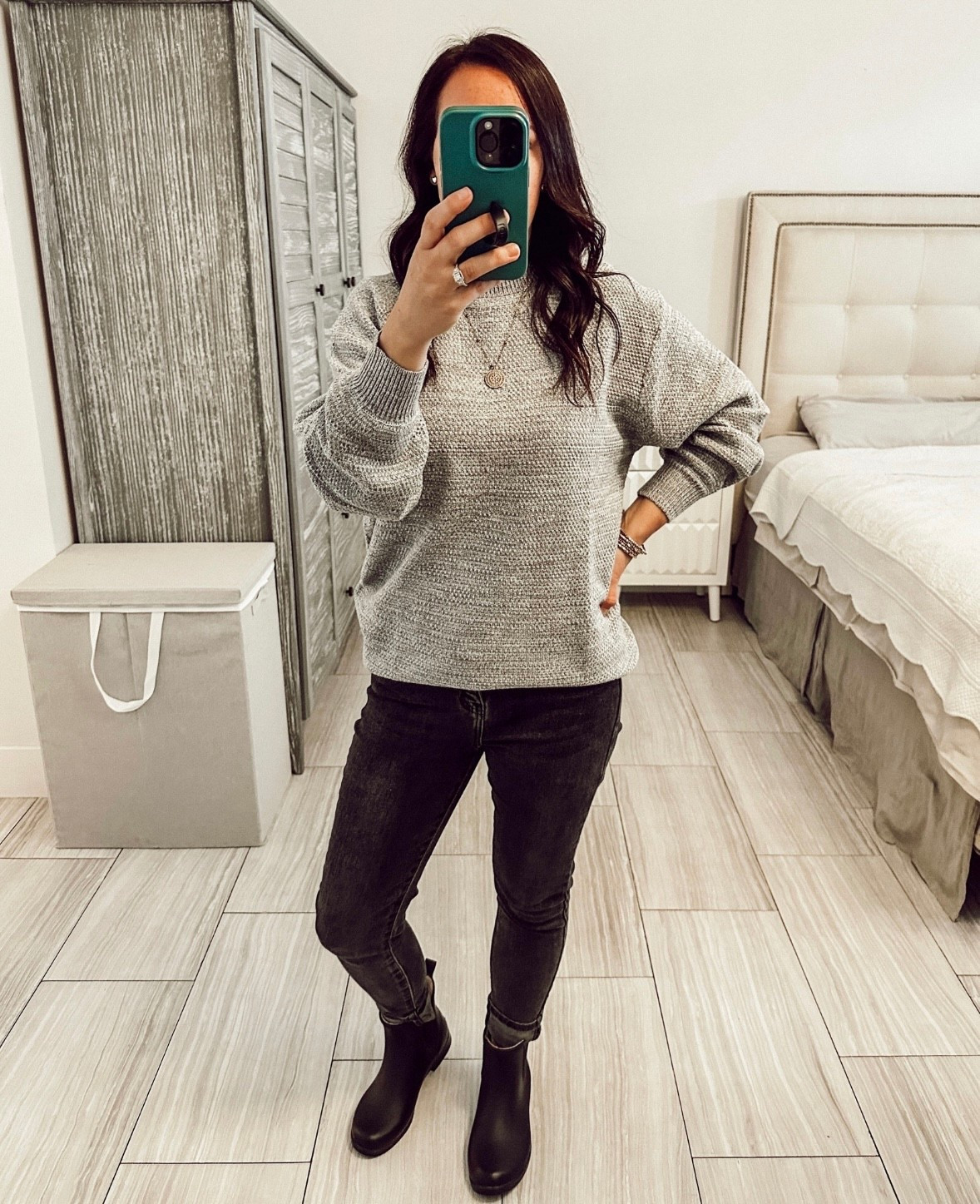 LOVE this oversized sweater! Super cute + comfy … you can dress it up or wear it casual. 🖤
Linked my favorite colors for you! 🙂
#amazon #sweater #oversized #oversizedsweater #cute #comfy #casual #like #comment #save #share #follow
#LTKFindsUnder50 #LTKFindsUnder100