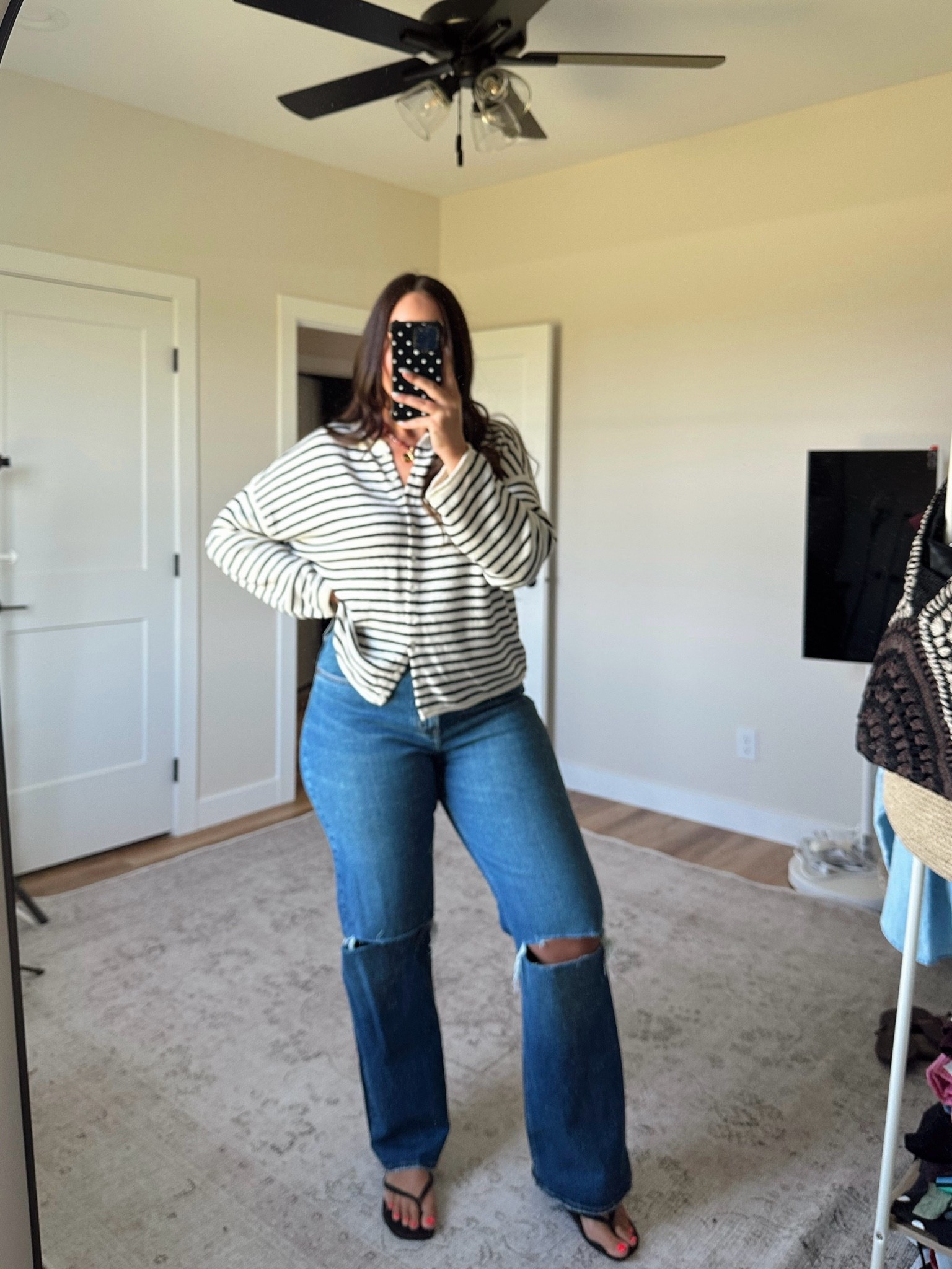 Abercrombie early fall finds 🤎 get extra 20% off (almost) everything when you shop through the app!

Cardigan - large
Jeans - 32 long 




Abercrombie sale, Abercrombie fall outfits, Abercrombie new arrivals, Abercrombie style, Abercrombie haul, Tall girl fashion, size 14 summer to fall outfit, midsize fashion, midsize mom style, casual early fall outfit, fall transitional outfit inspiration, tall women clothing, everyday outfit ideas, mom outfit ideas for fall, early fall outfits 2026 women, midsize summer outfits, casual mom outfits, casual outfit ideas, cozy fall outfits,

#LTKSaleAlert #LTKTall #LTKMidsize